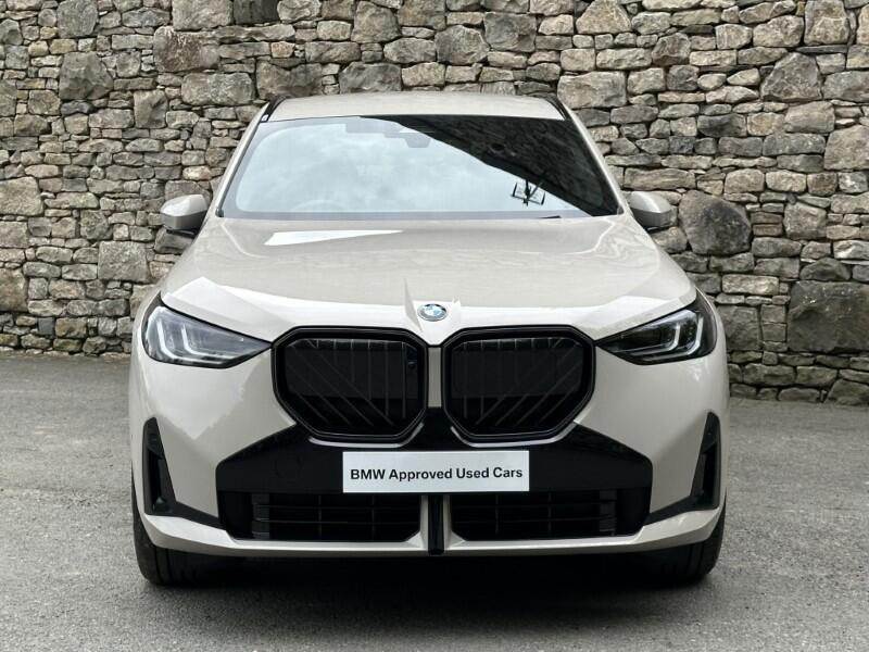 BMW X3 view 16