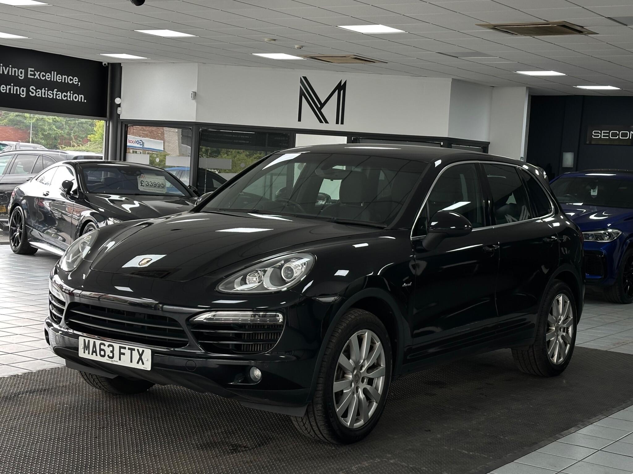 Porsche Cayenne view 7