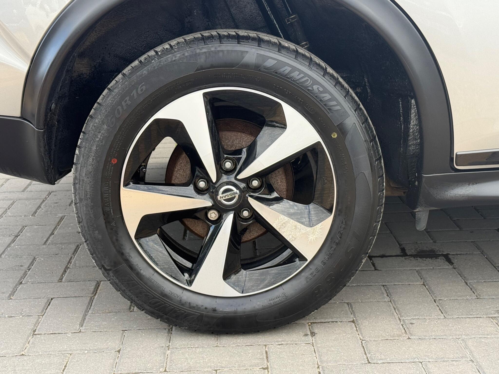 Nissan Juke view 13