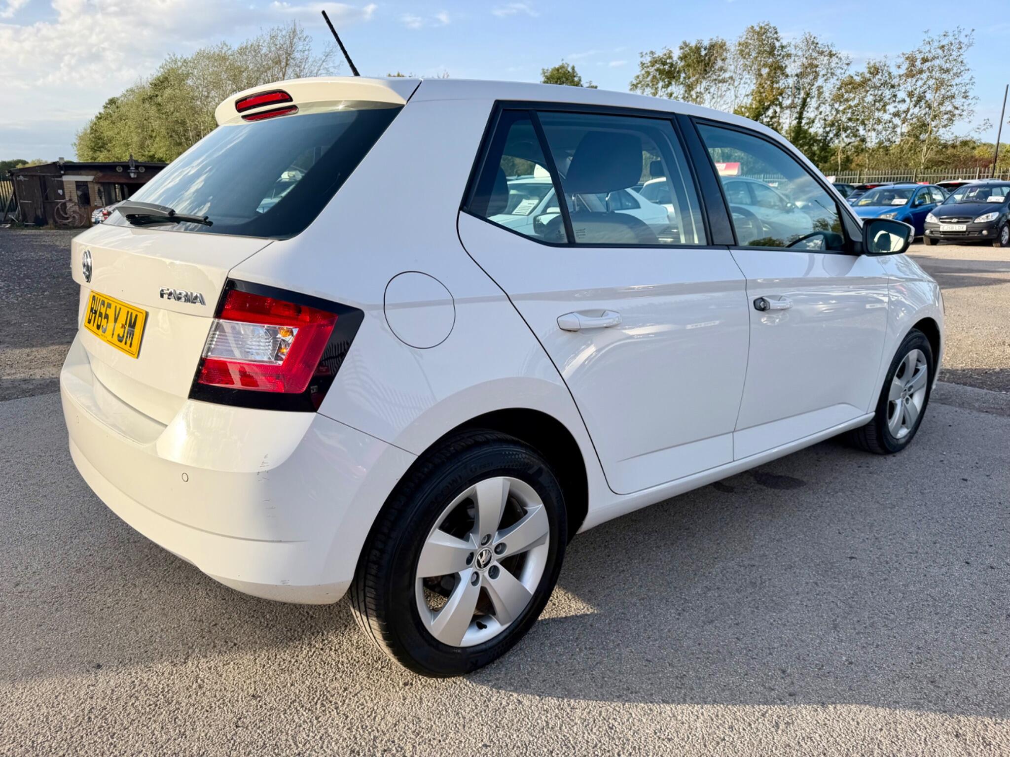 Skoda Fabia view 21