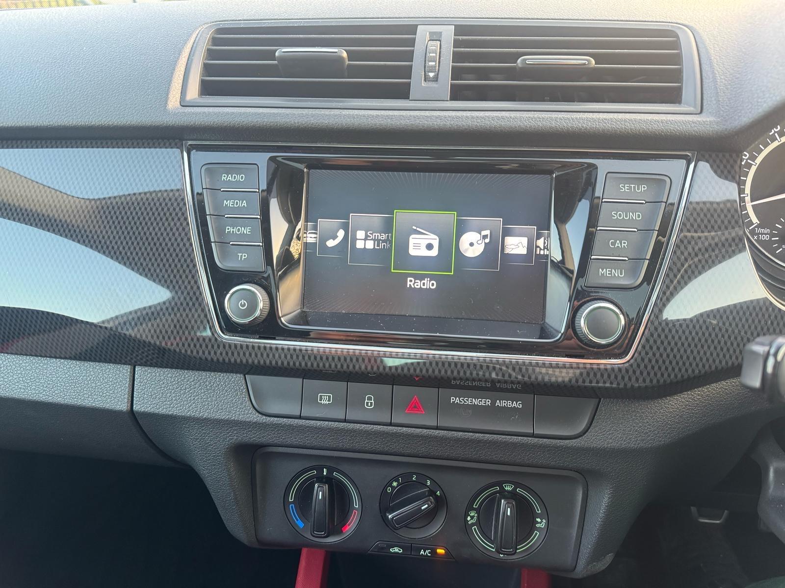 2015 Skoda Fabia image 17