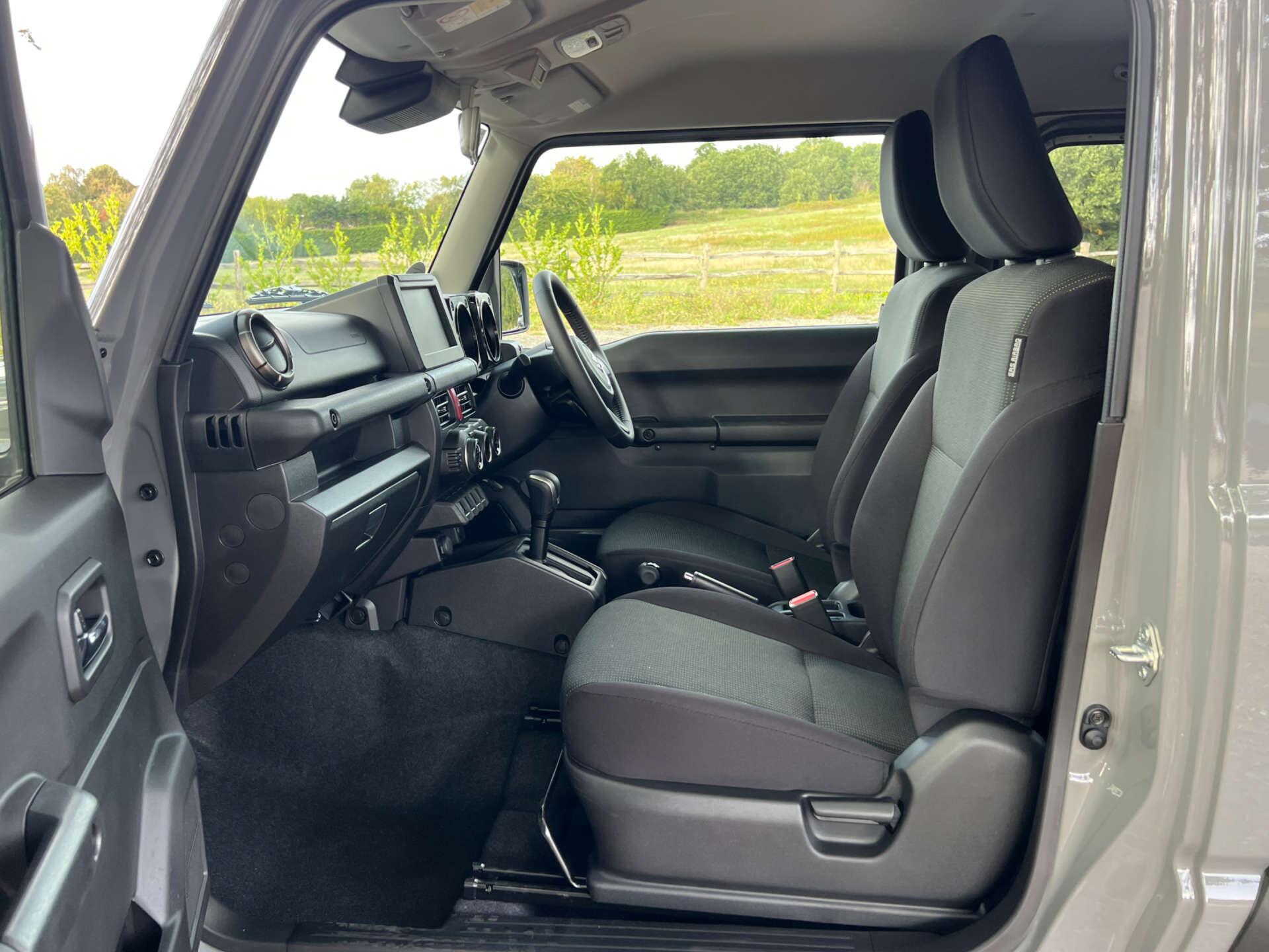 Suzuki Jimny view 28