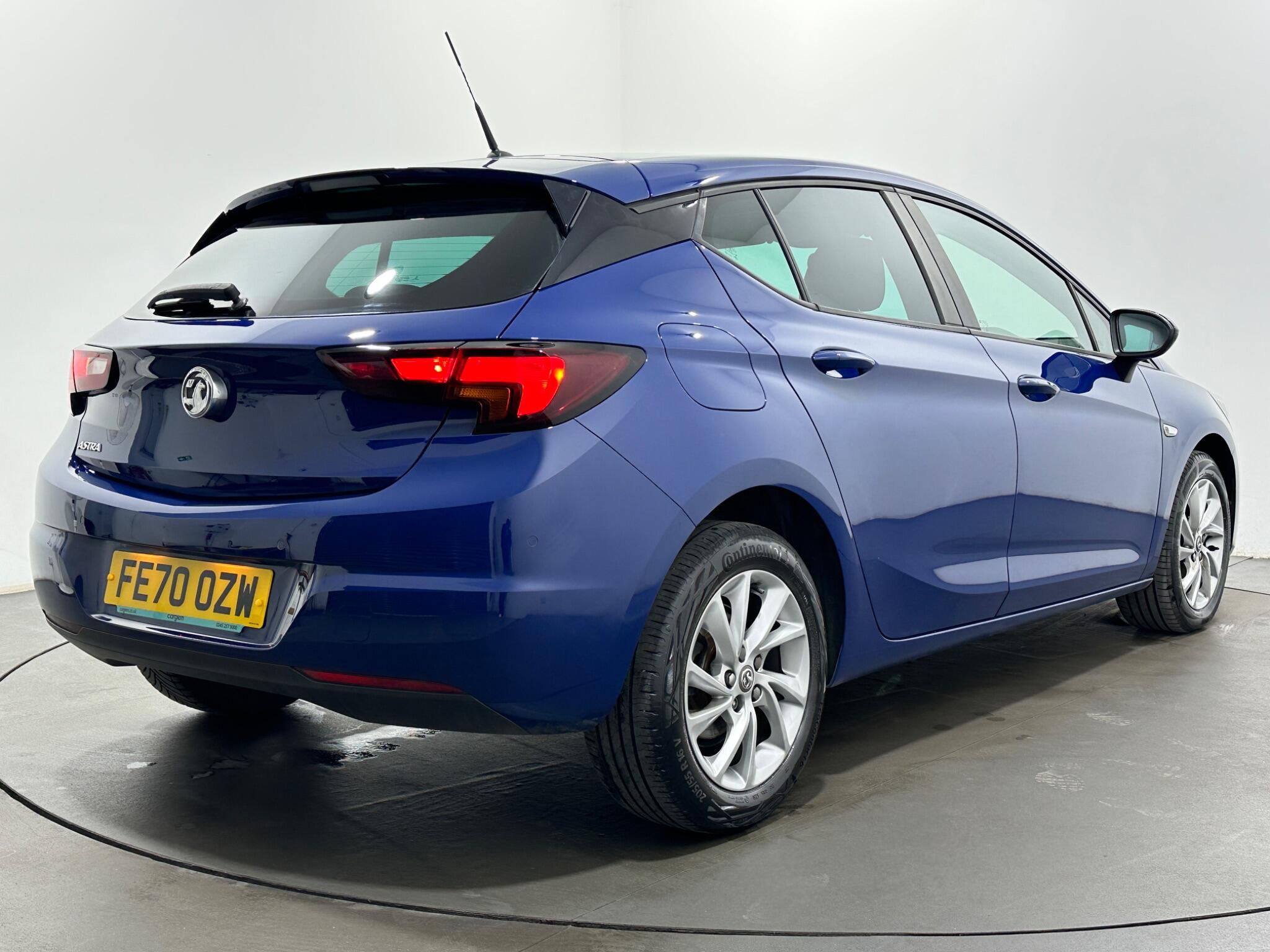 Vauxhall Astra view 47