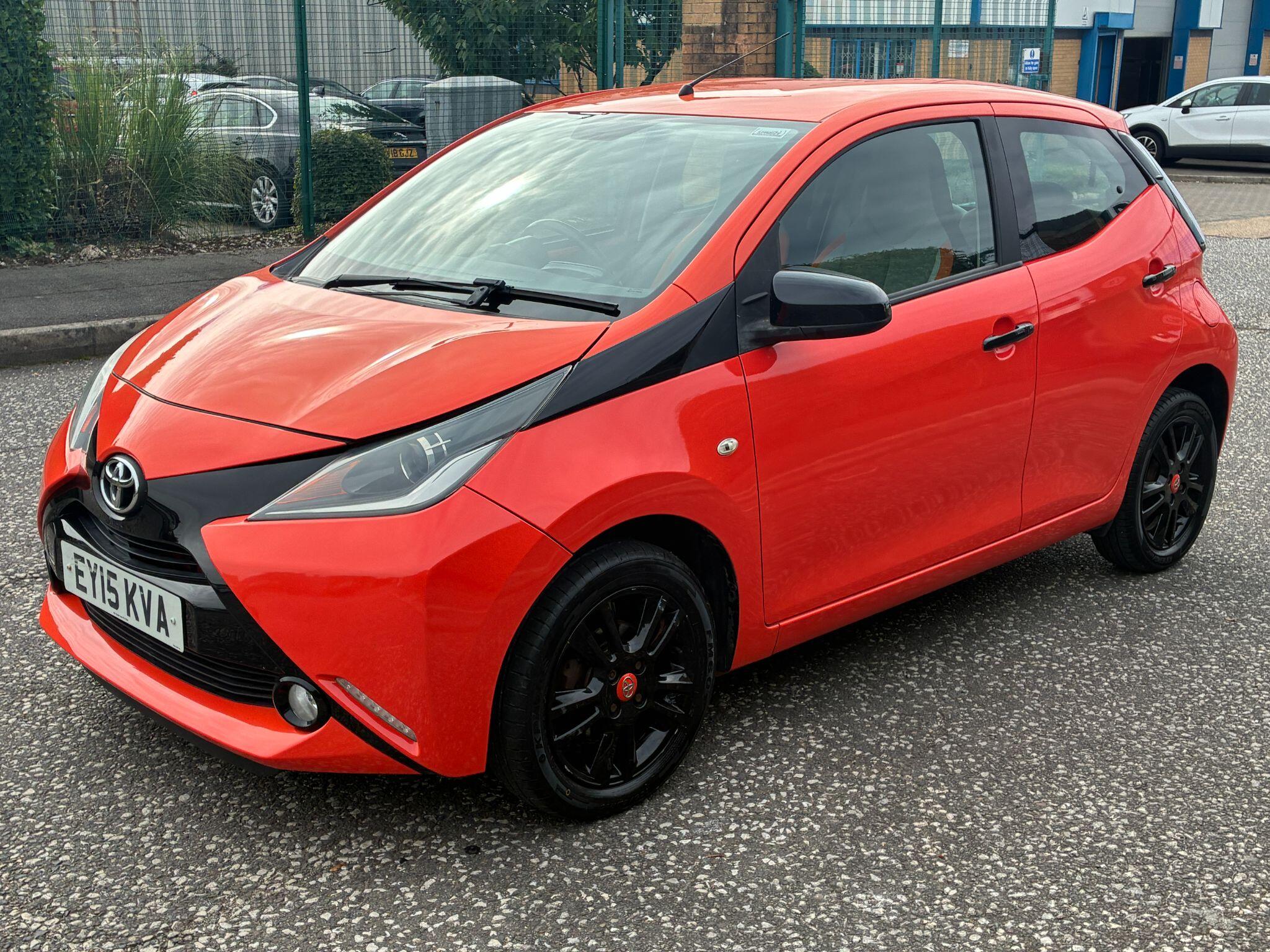 Toyota Aygo view 3