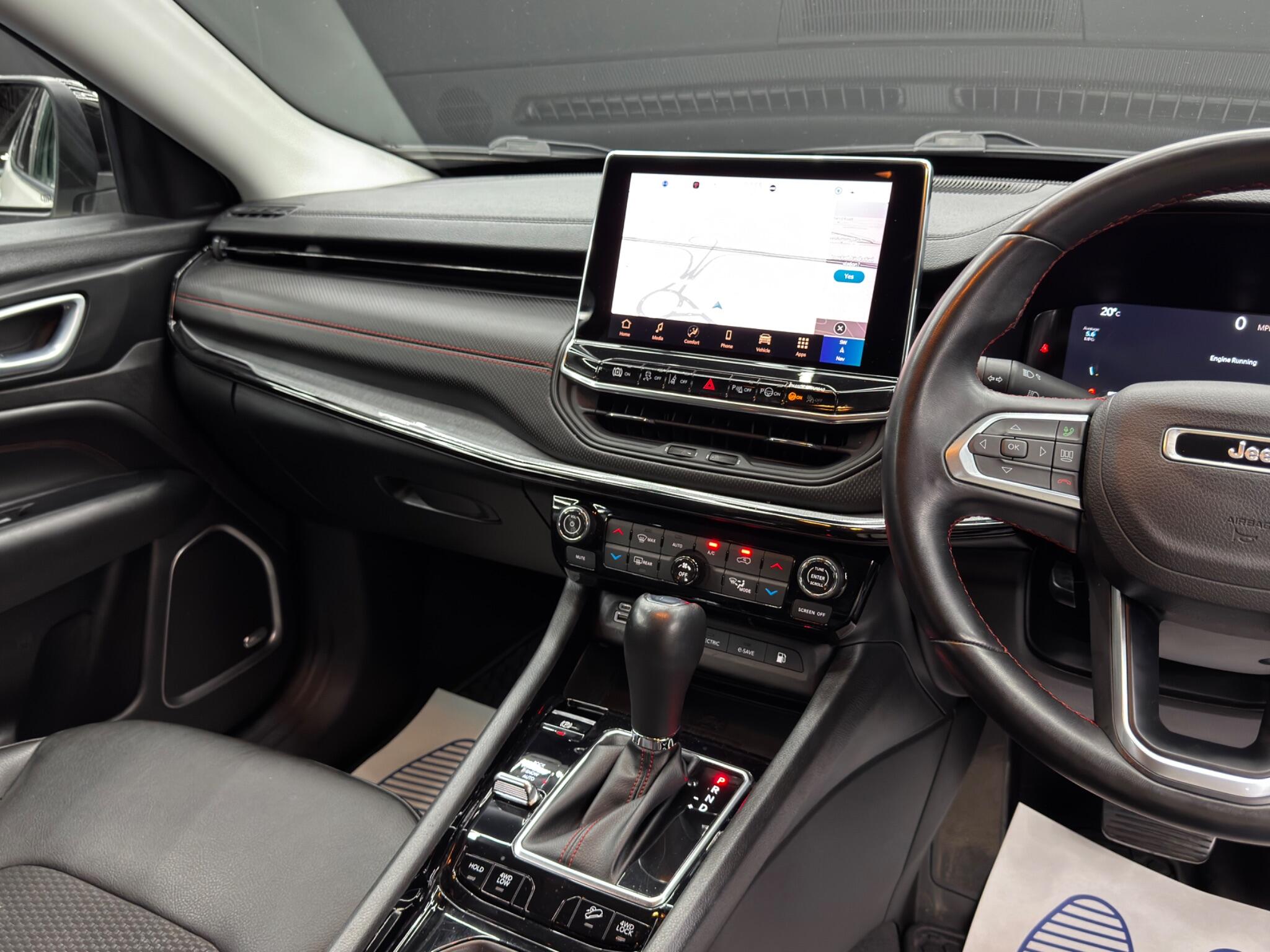 Jeep Compass view 23