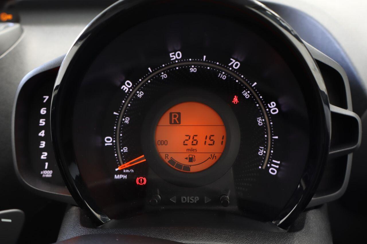 Toyota Aygo view 10