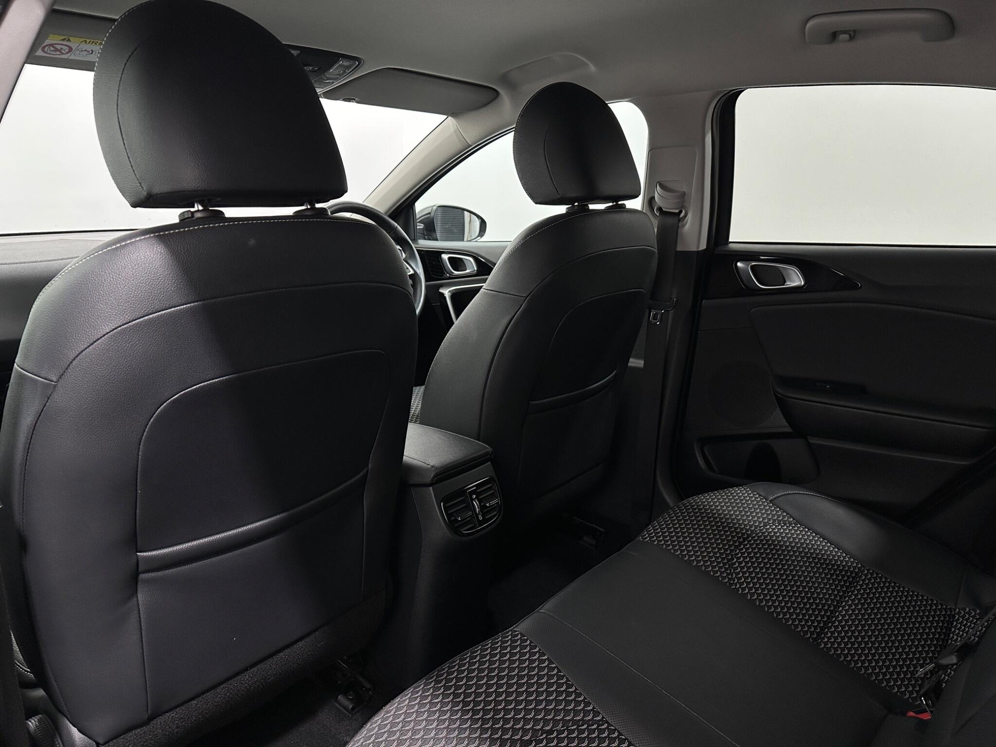Kia Xceed view 38