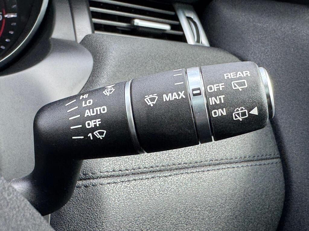 Land Rover Range Rover Evoque view 19