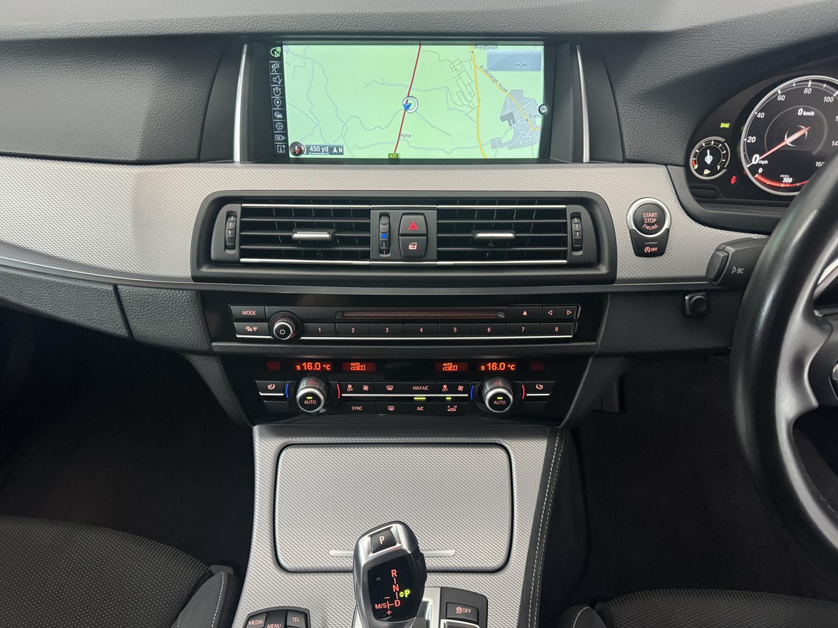 BMW 5 Series view 64