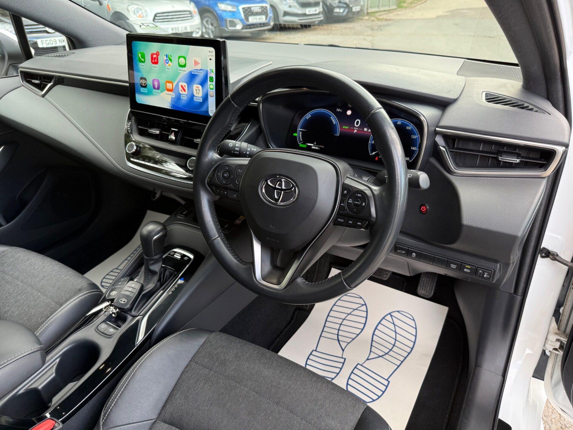Toyota Corolla view 15