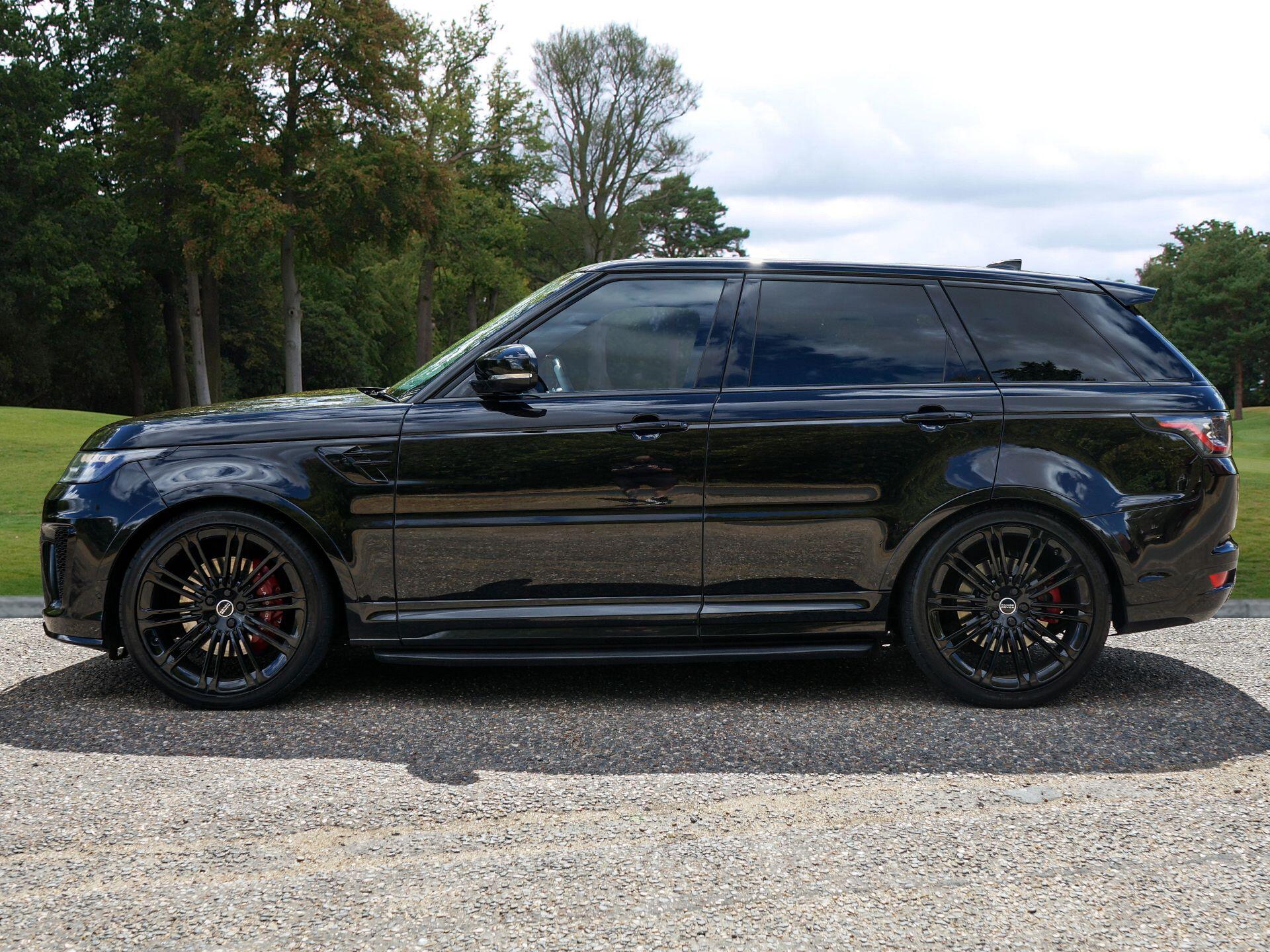Land Rover Range Rover Sport view 2