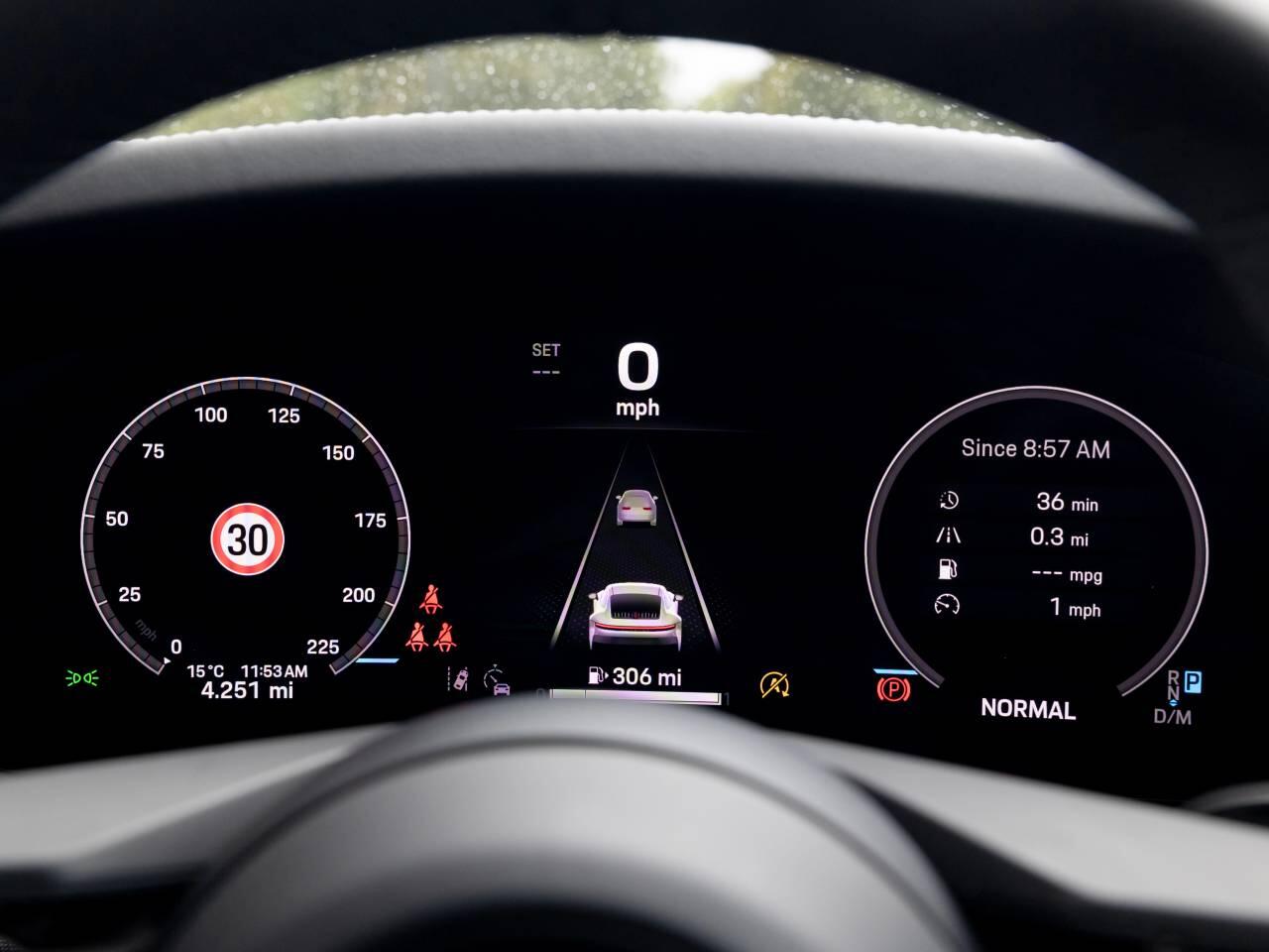 Porsche 911 view 49