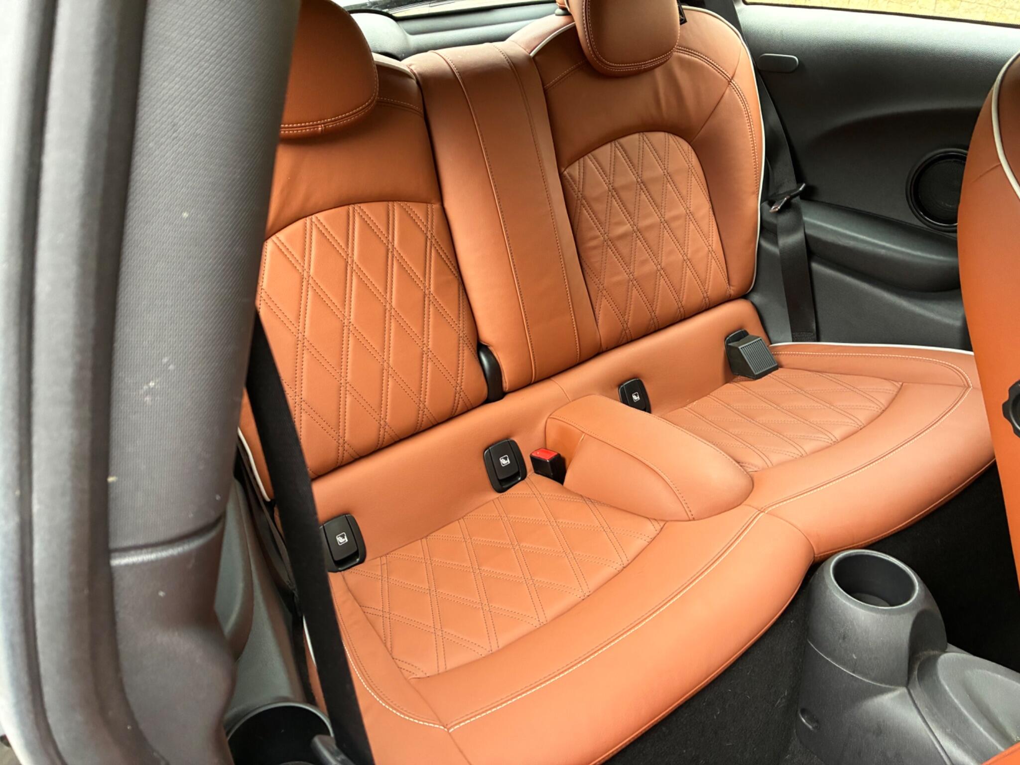 Mini Hatch view 17