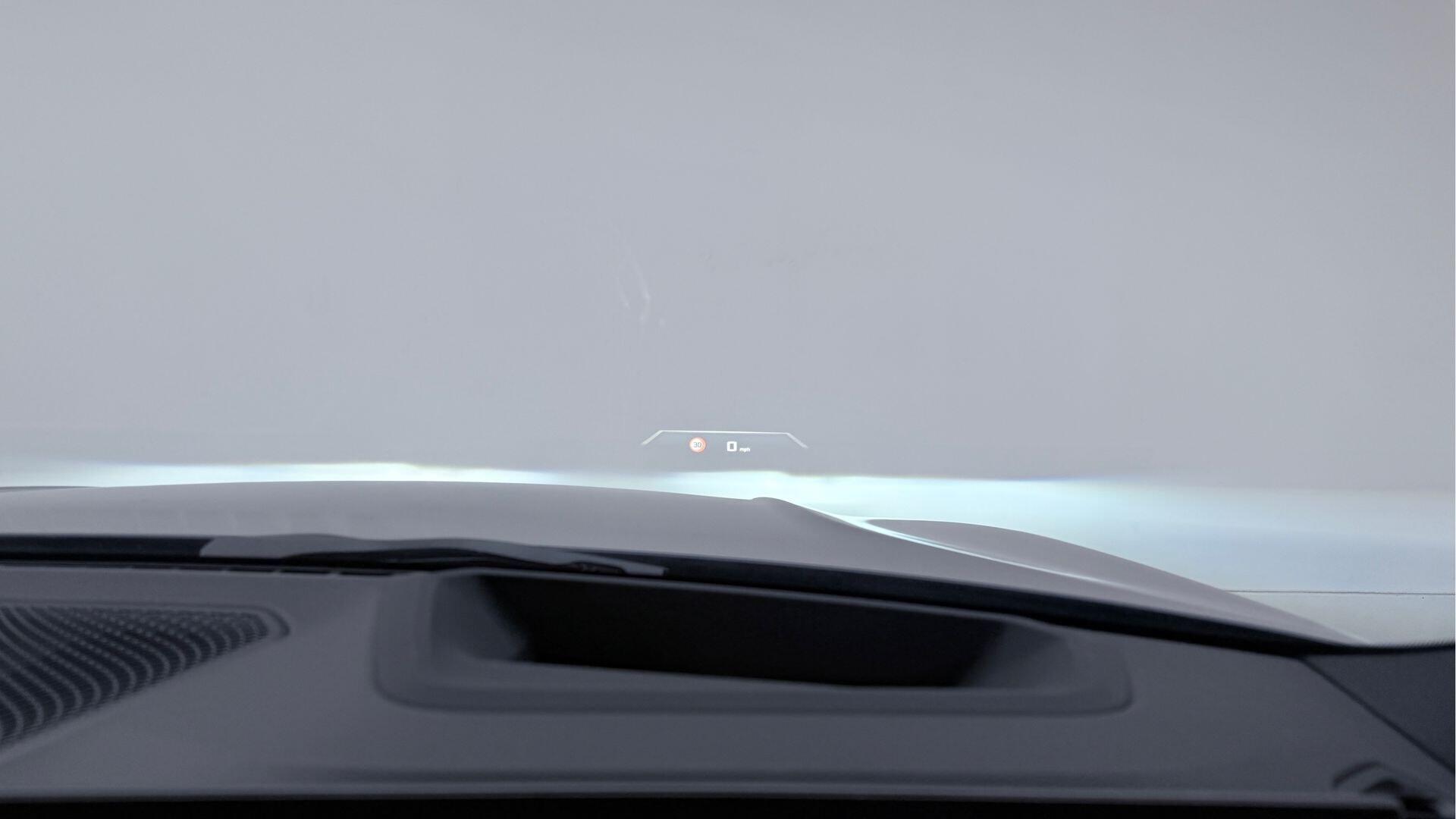 BMW 3 Series view 26