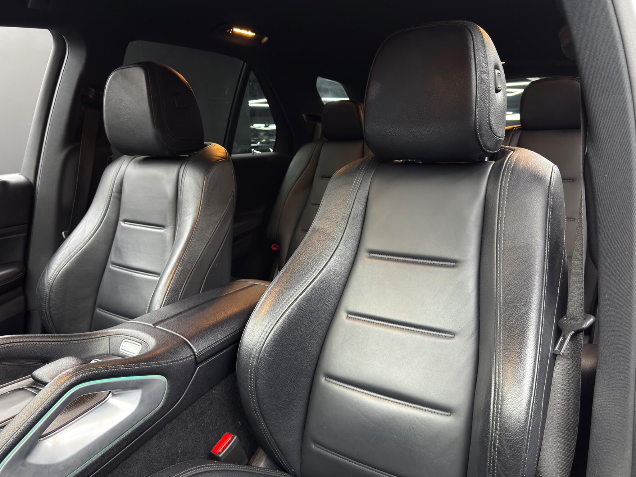 Mercedes-Benz Gle view 13