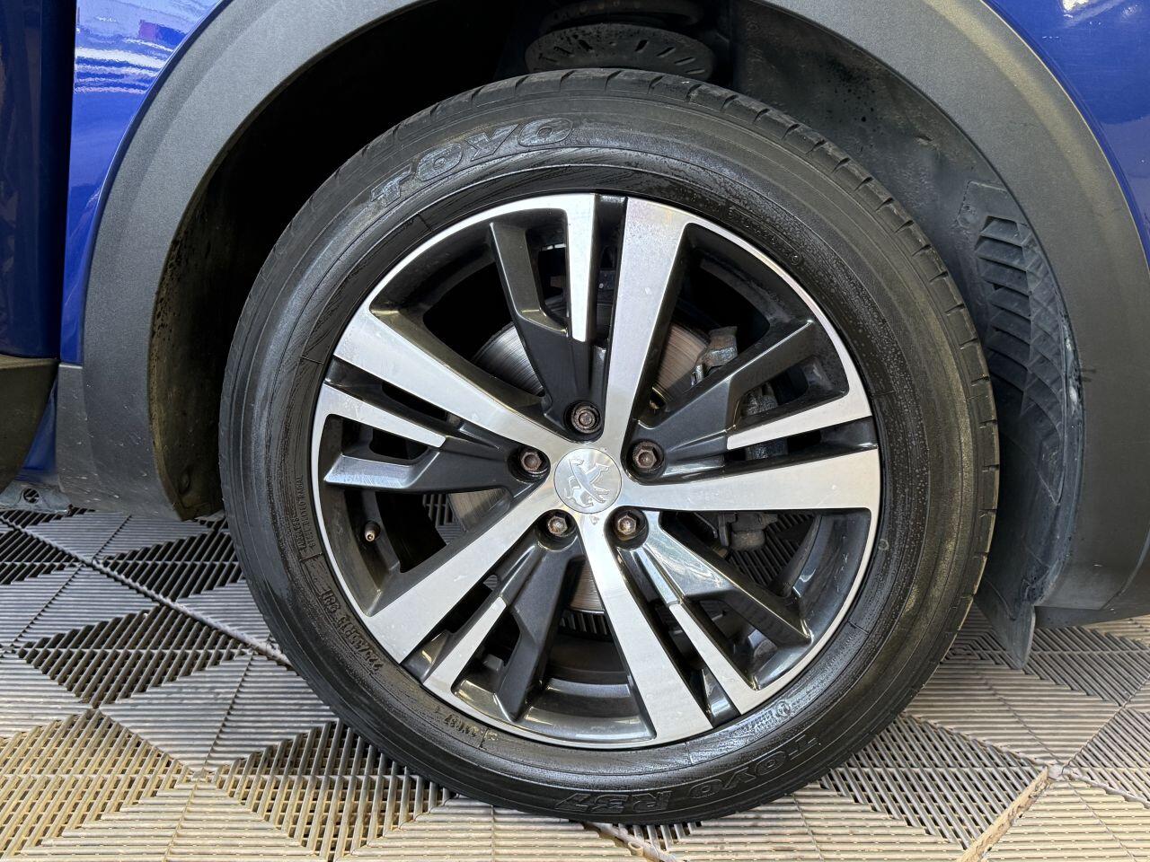 Peugeot 3008 view 17