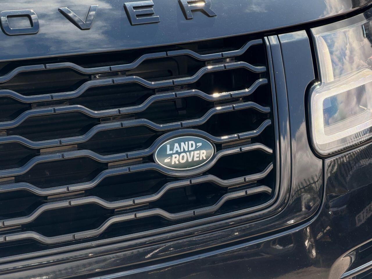Land Rover Range Rover view 18
