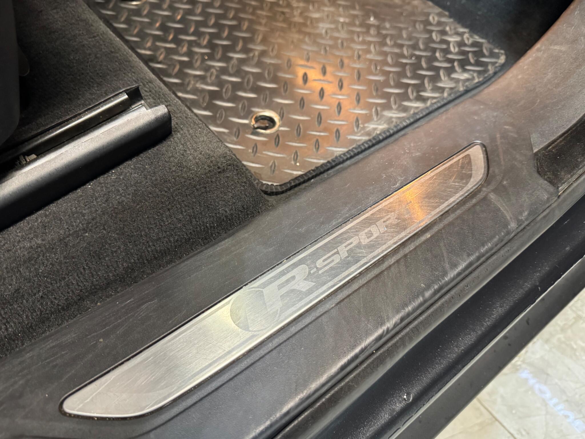 Jaguar F-Pace view 56