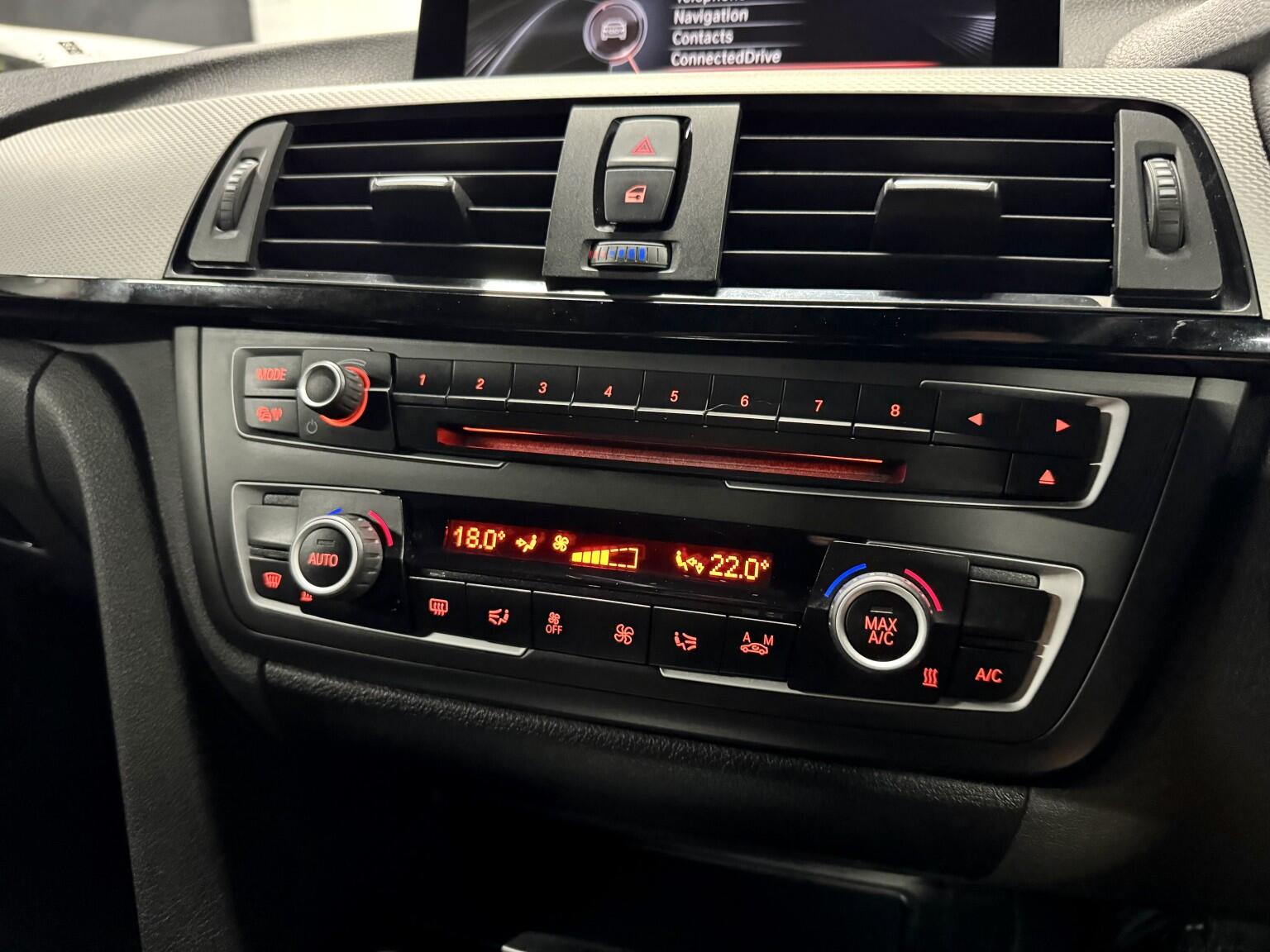 BMW 3 Series view 32