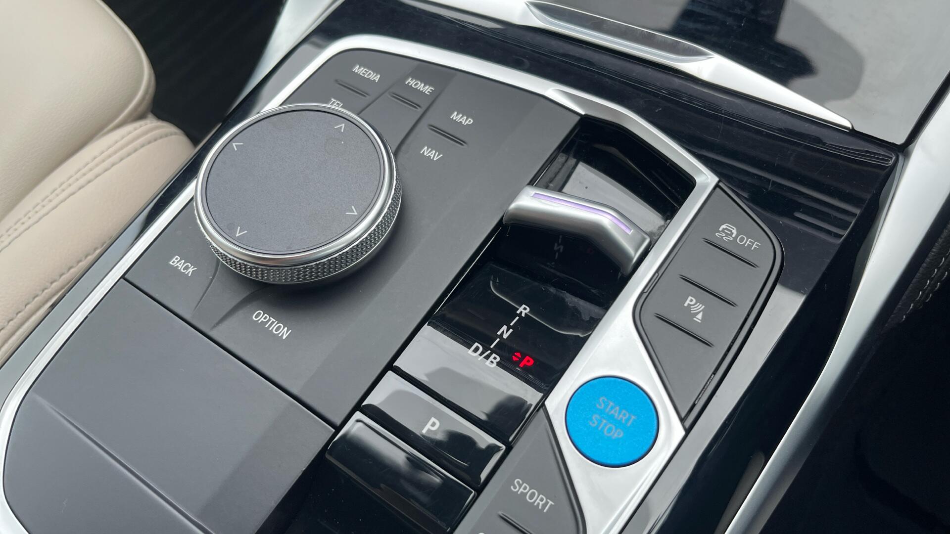BMW i4 view 49