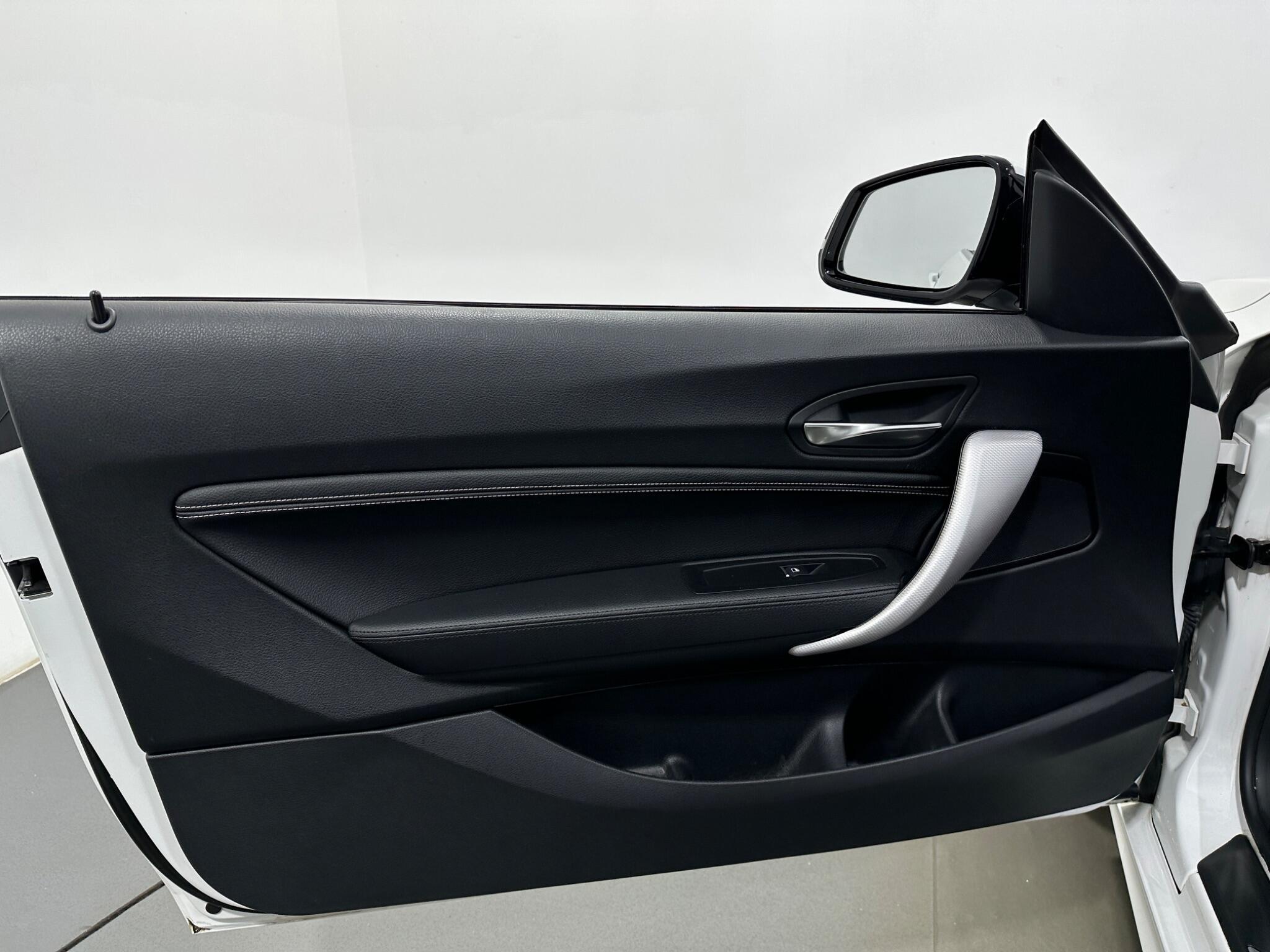 BMW 2 Series view 38