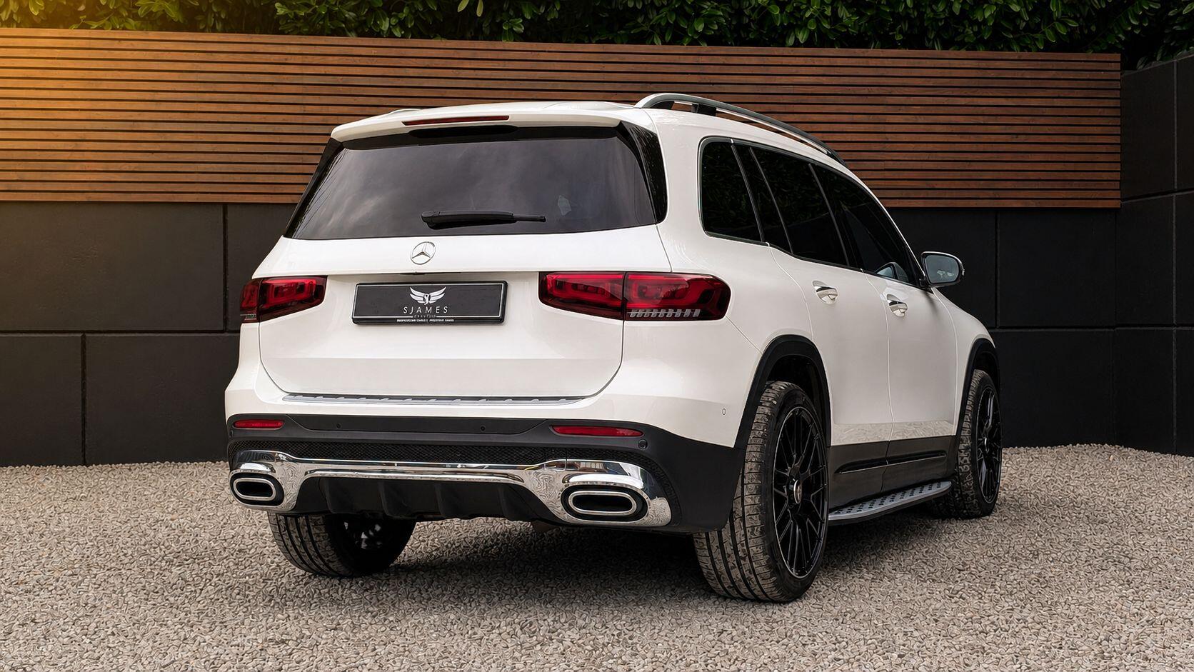 Mercedes-Benz GLB view 6