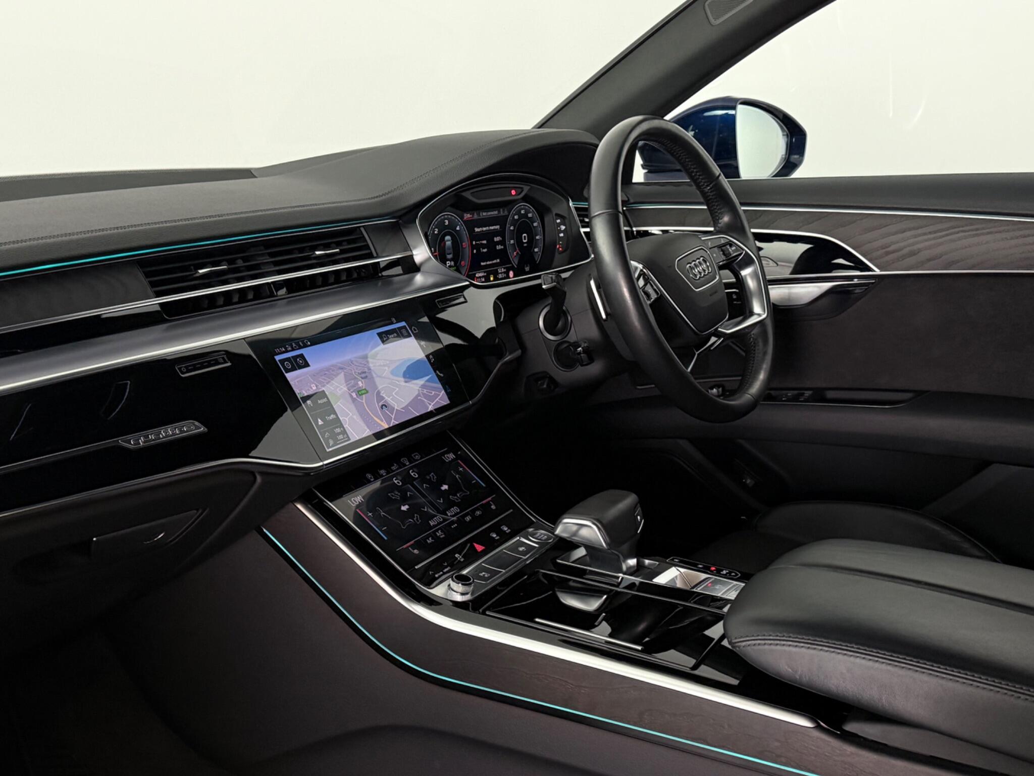 Audi A8 view 4
