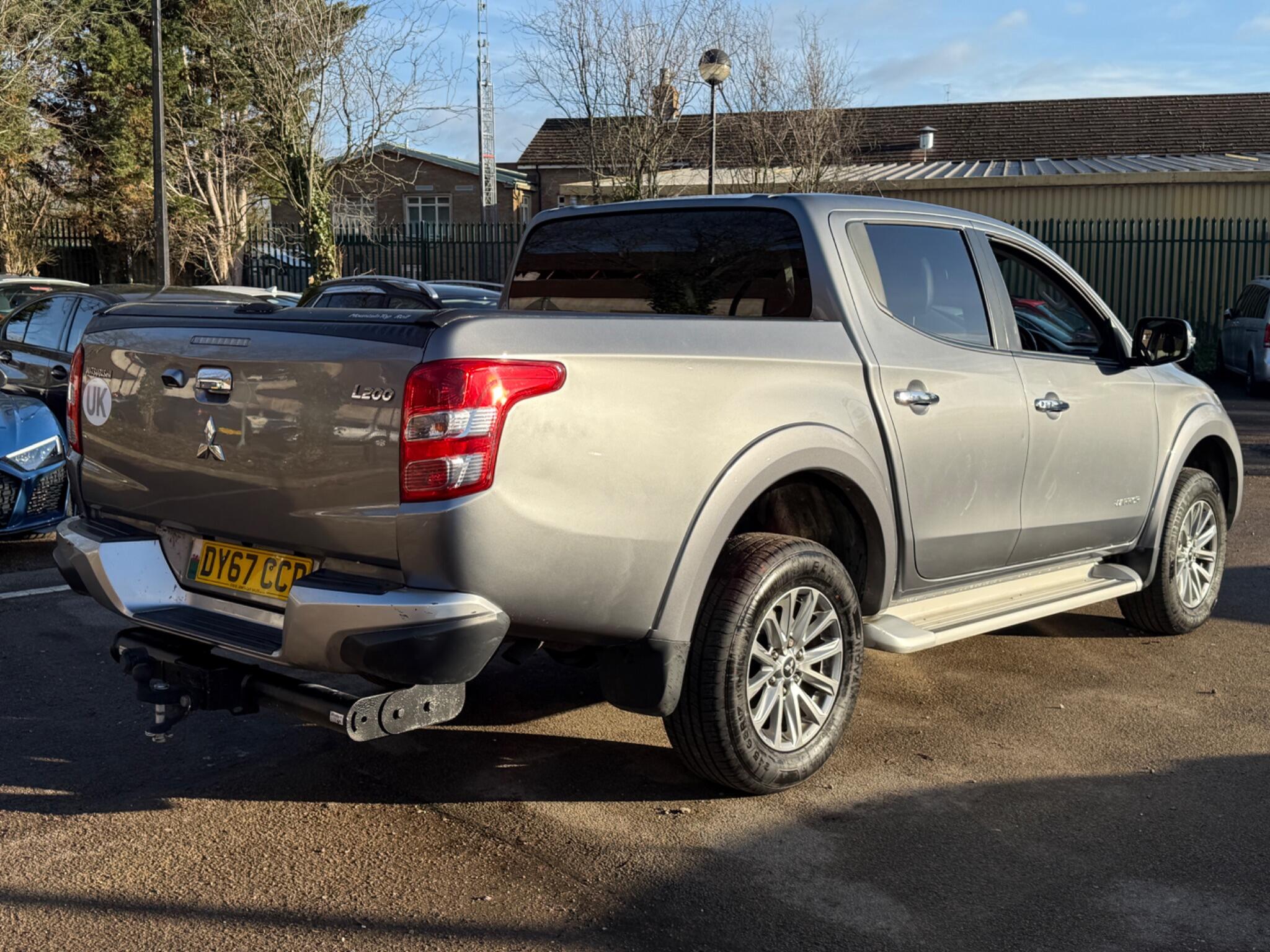 Mitsubishi L200 - Image 18