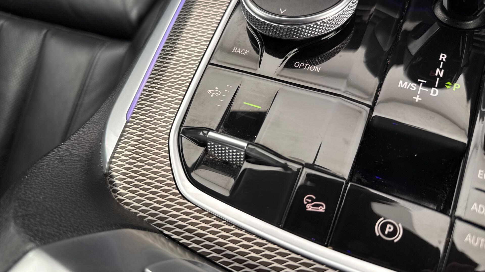BMW X5 view 25