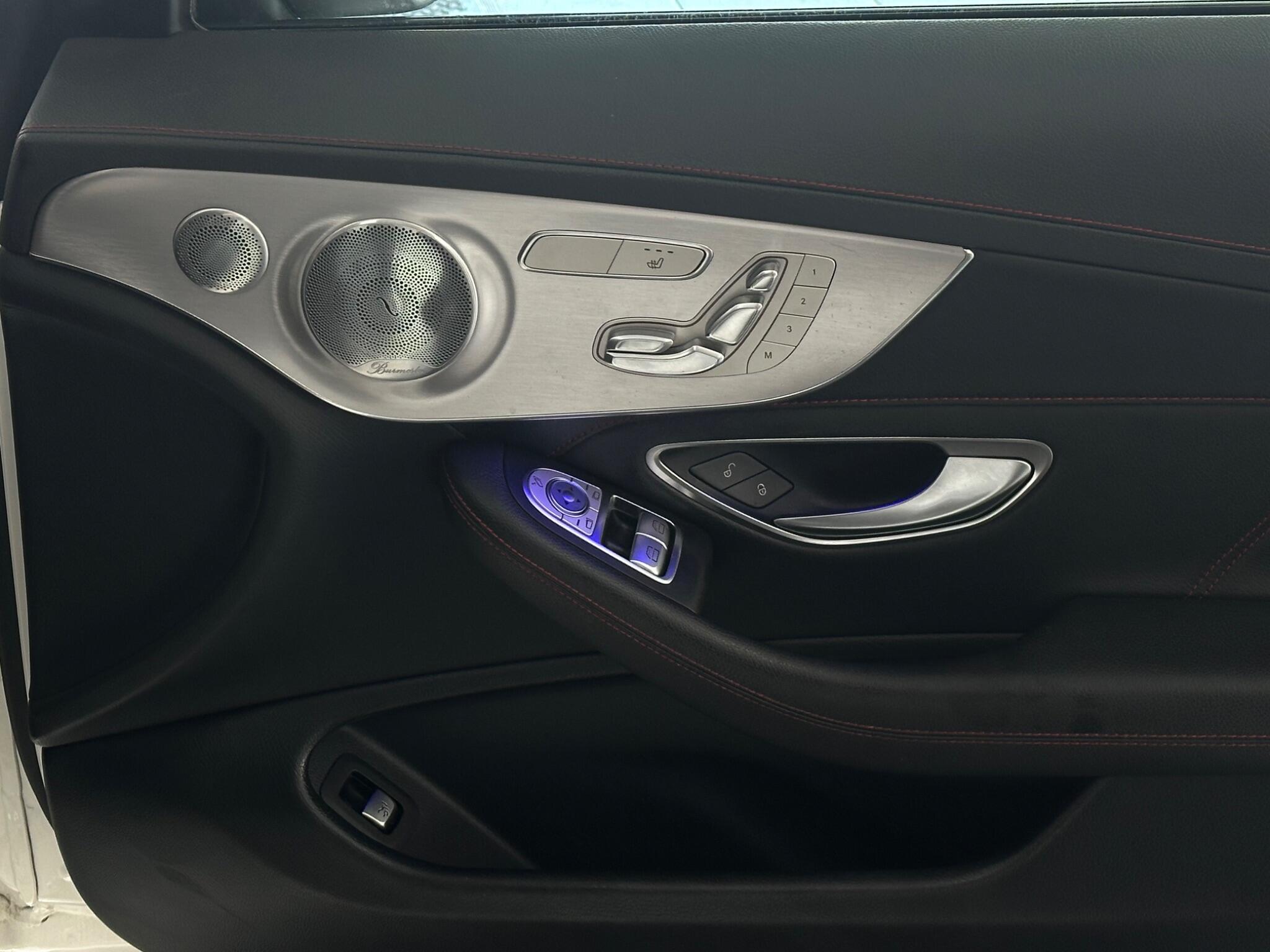 Mercedes-Benz C Class view 20