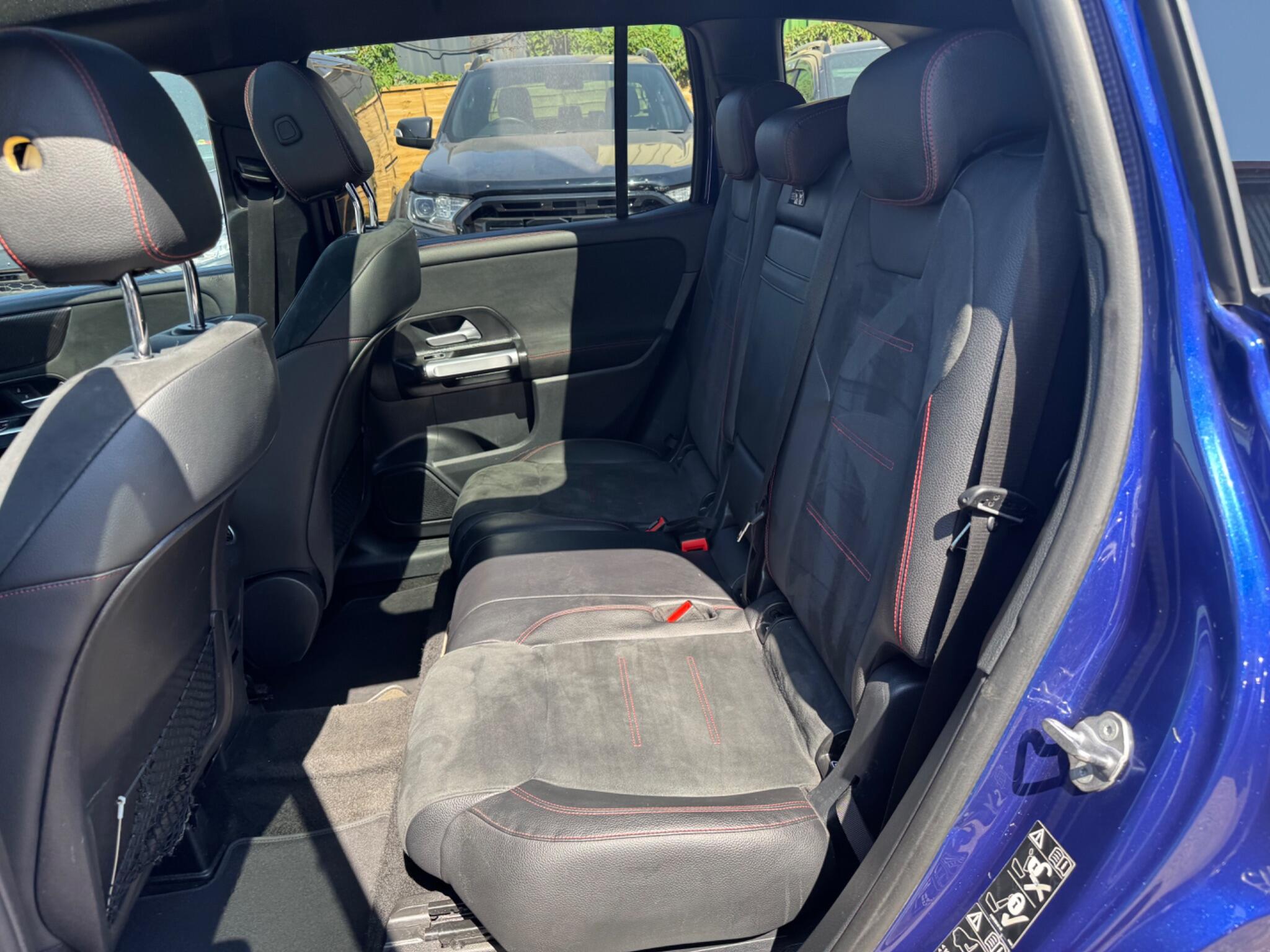 Mercedes-Benz GLB view 20