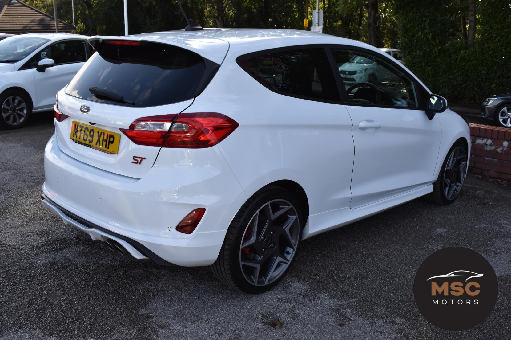 Ford Fiesta view 18