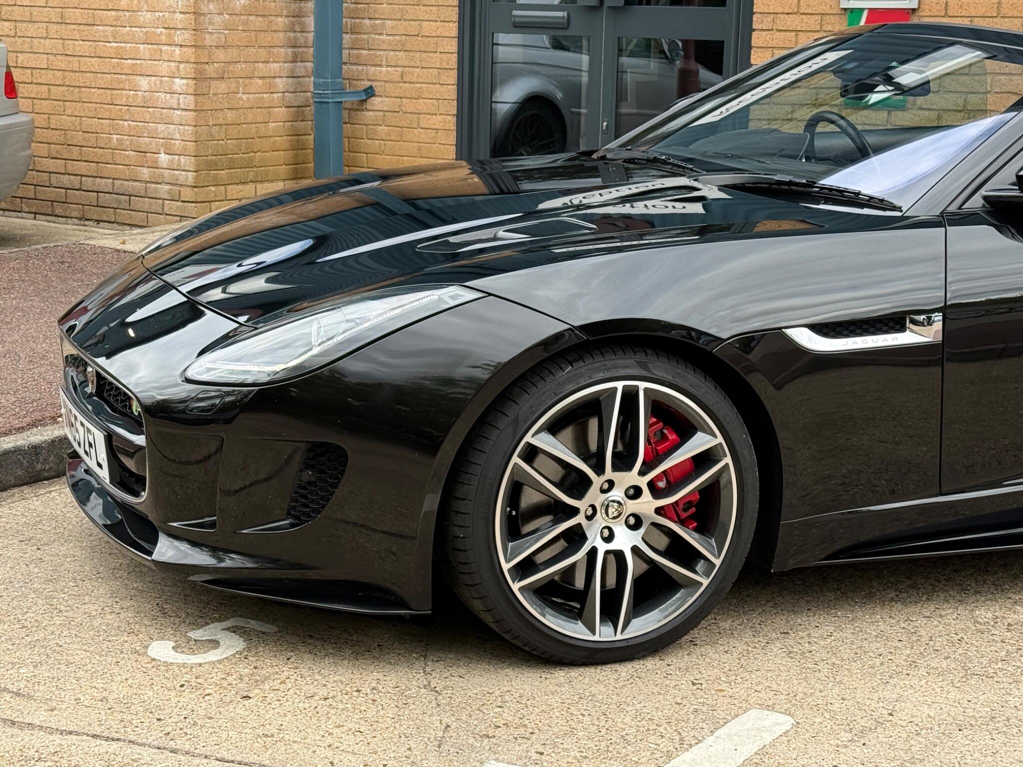 Jaguar F-Type view 4