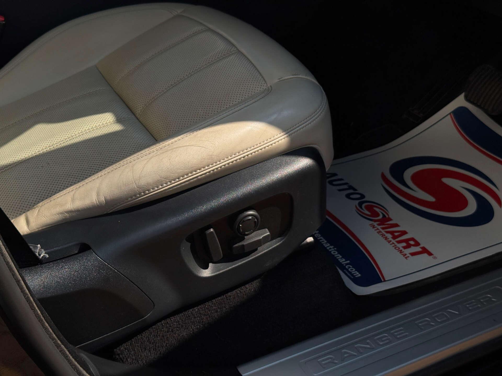 Land Rover Range Rover Sport view 24