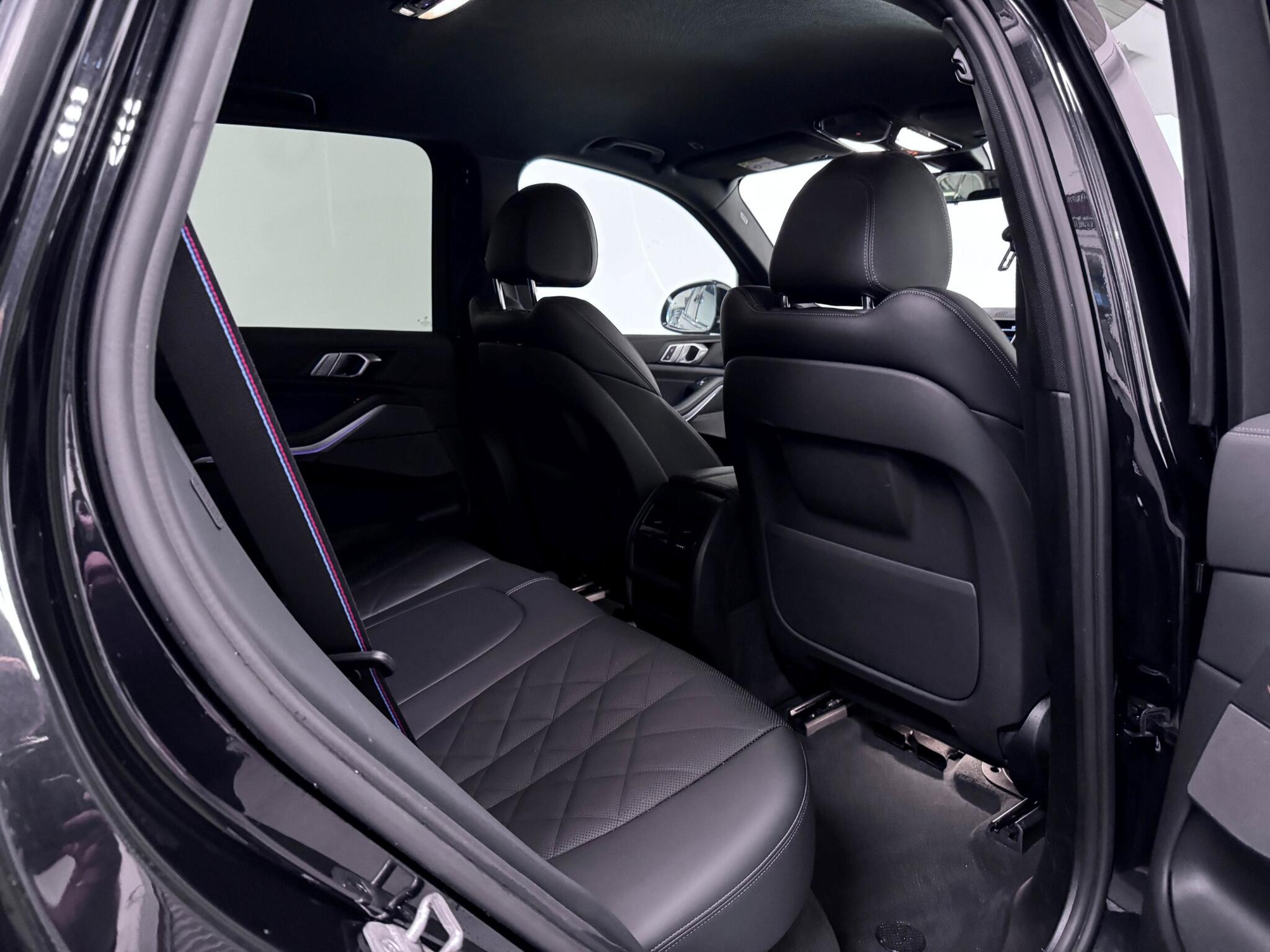 BMW X5 view 31