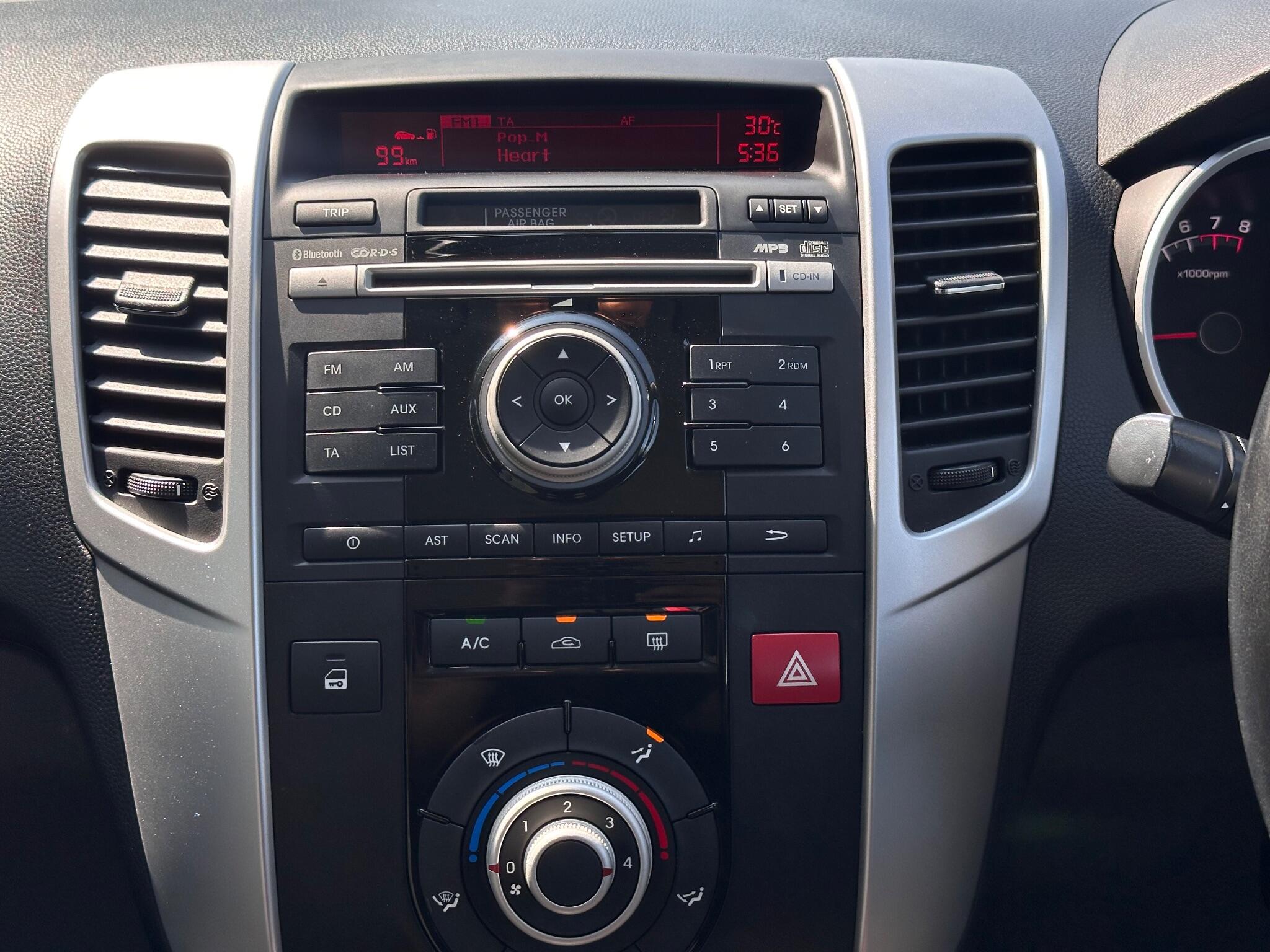Kia Venga view 38