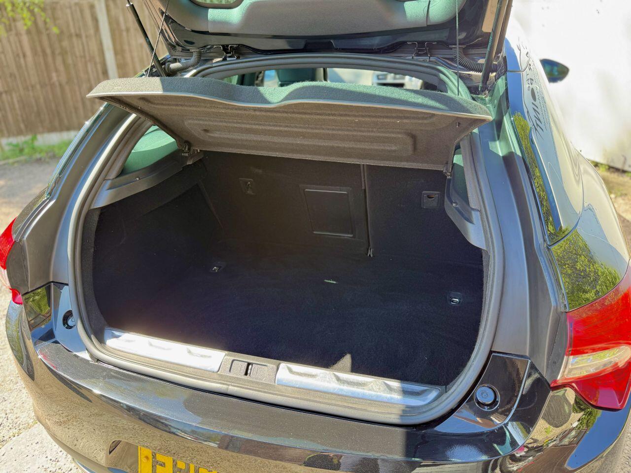 Citroen DS5 view 30