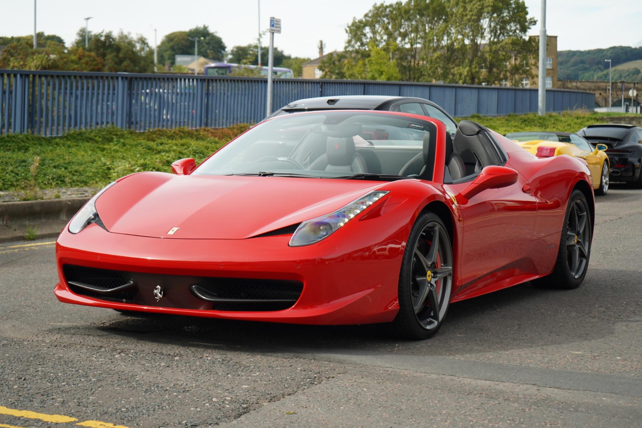 Ferrari 458 view 7