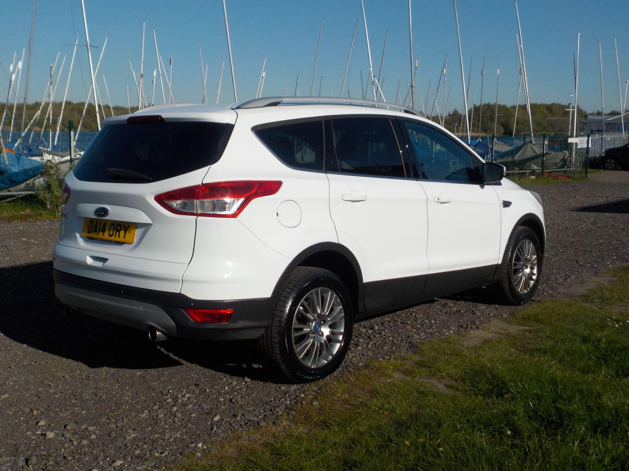 Ford Kuga 2.0 TDCi Titanium 2WD Euro 5 5dr