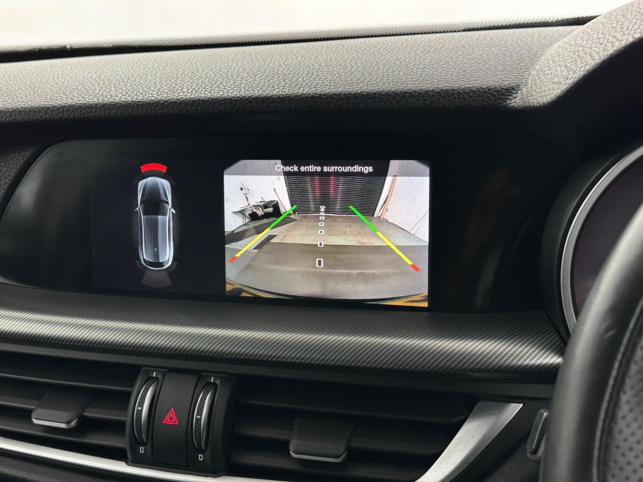 Alfa Romeo Stelvio view 24