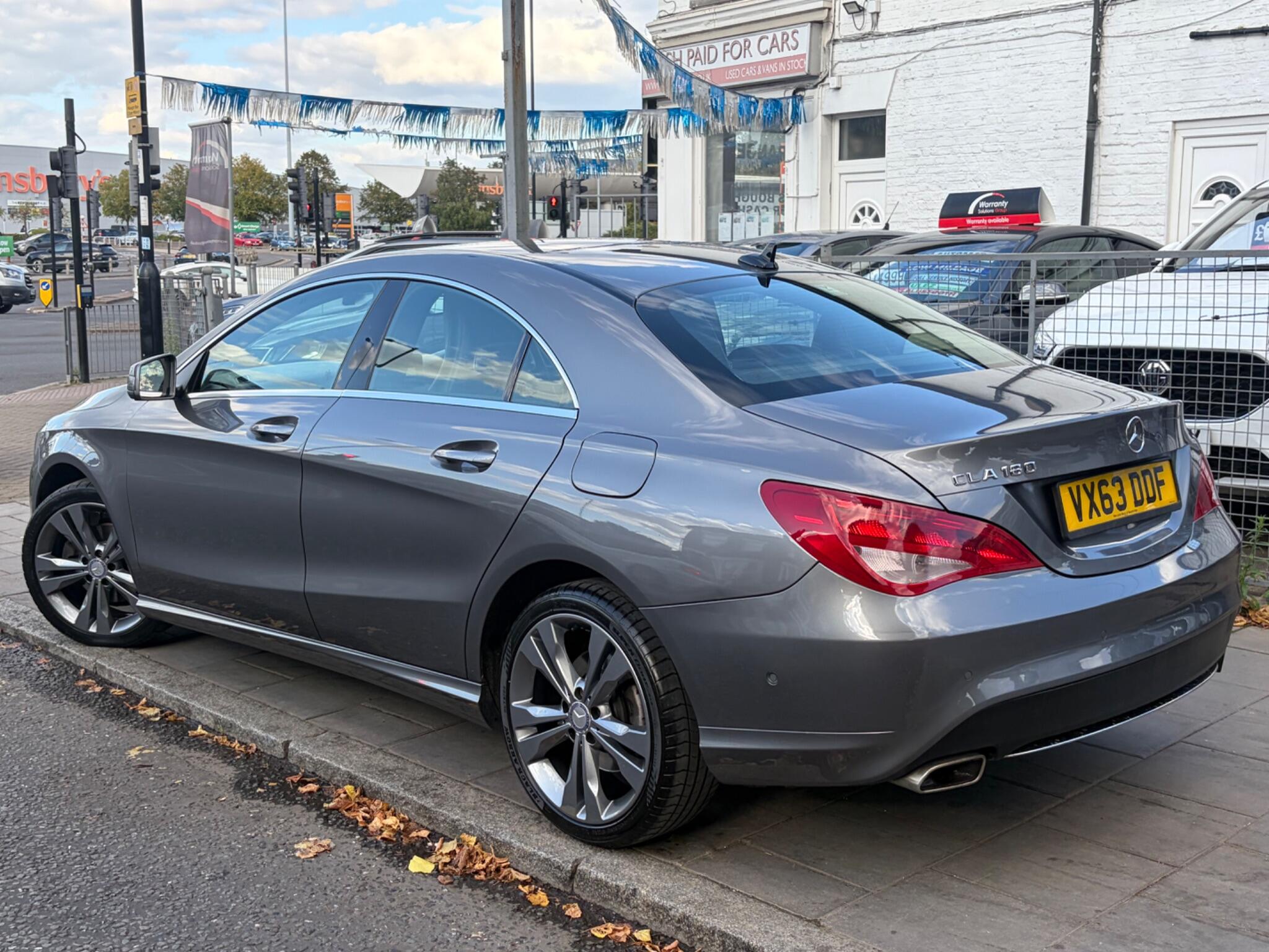 Mercedes-Benz Cla view 4
