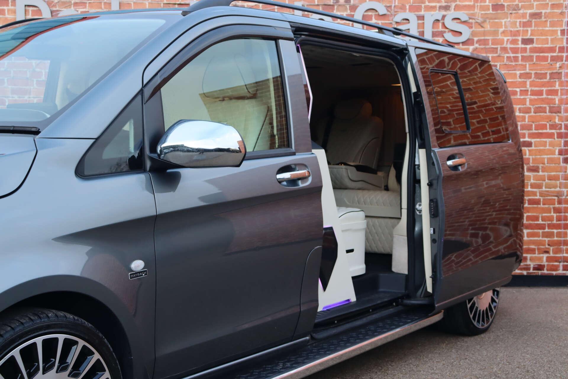 Mercedes-Benz Vito view 9