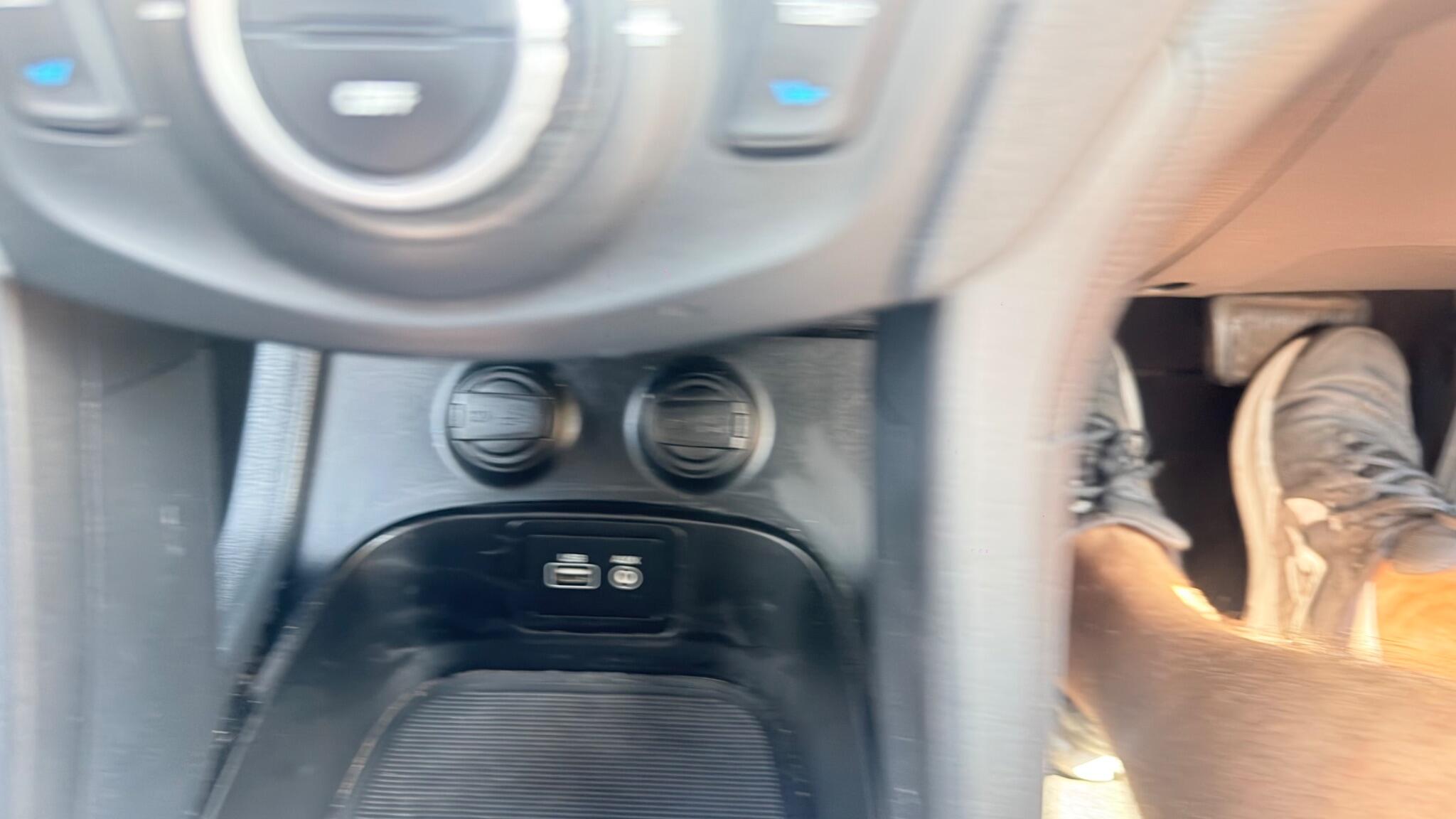 Hyundai Santa Fe view 38