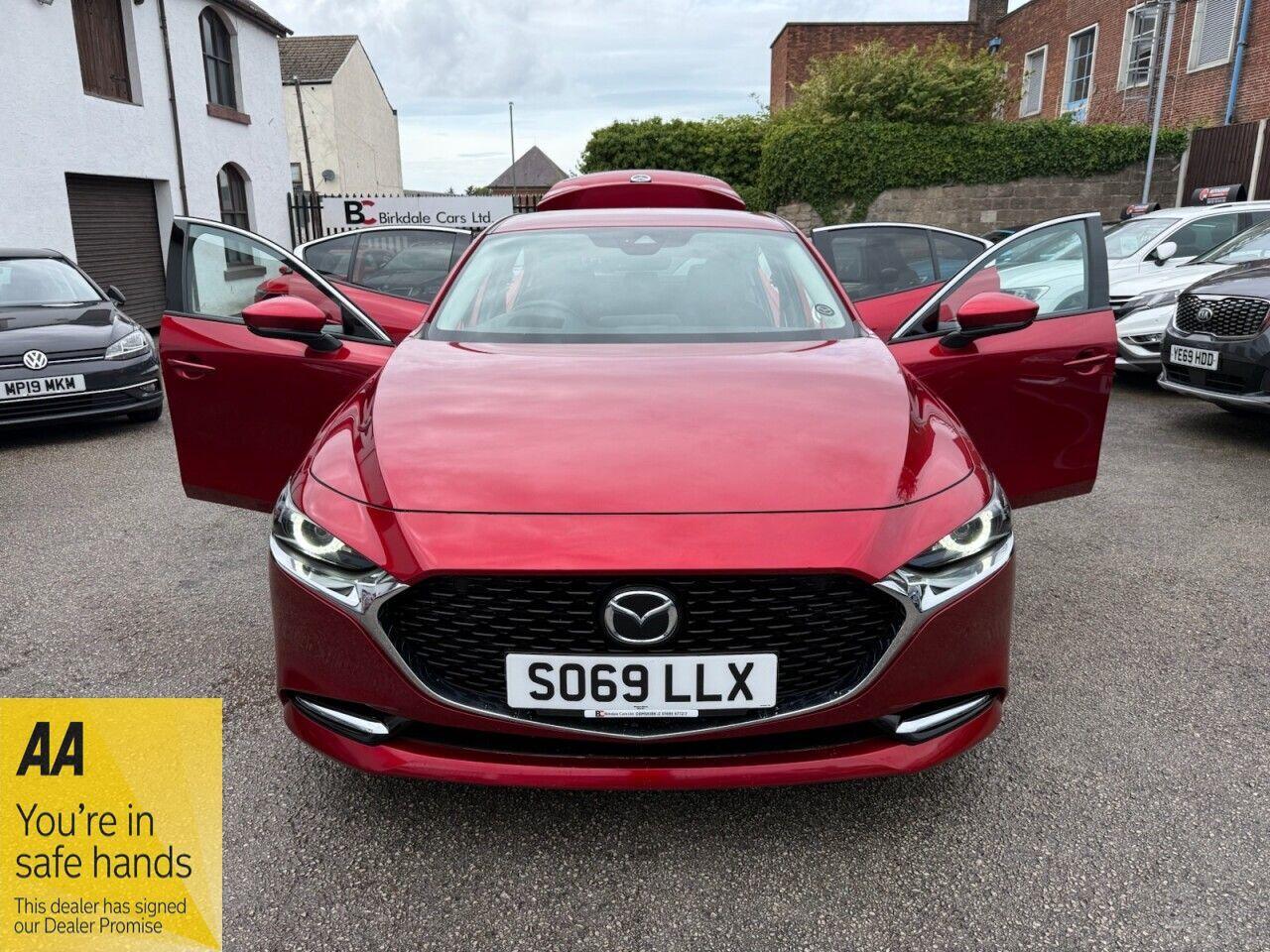Mazda Mazda3 view 4