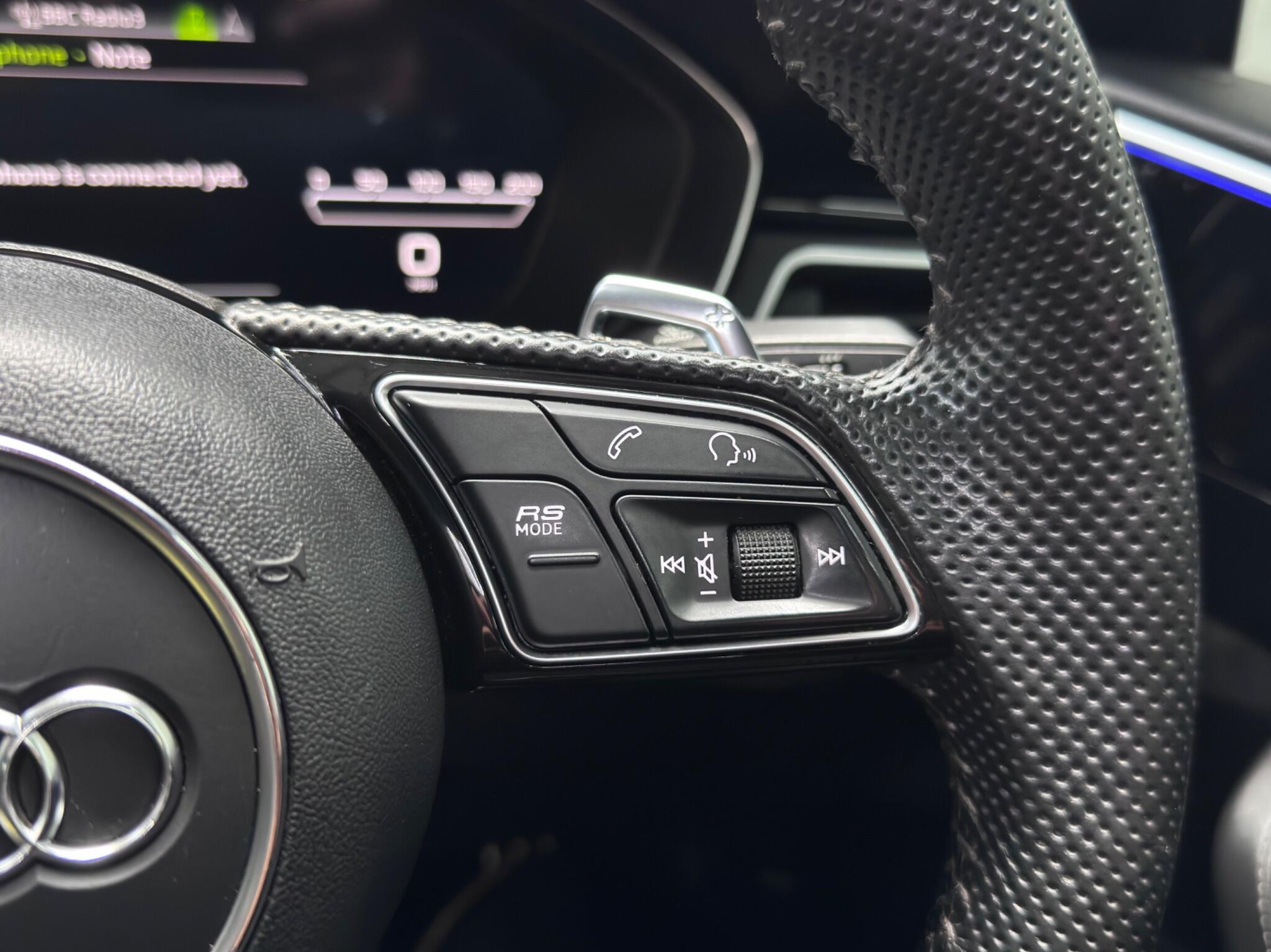 Audi RS5 view 45