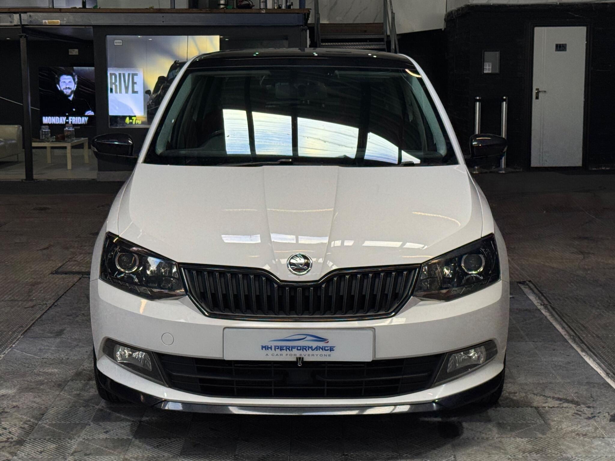 Skoda Fabia view 38