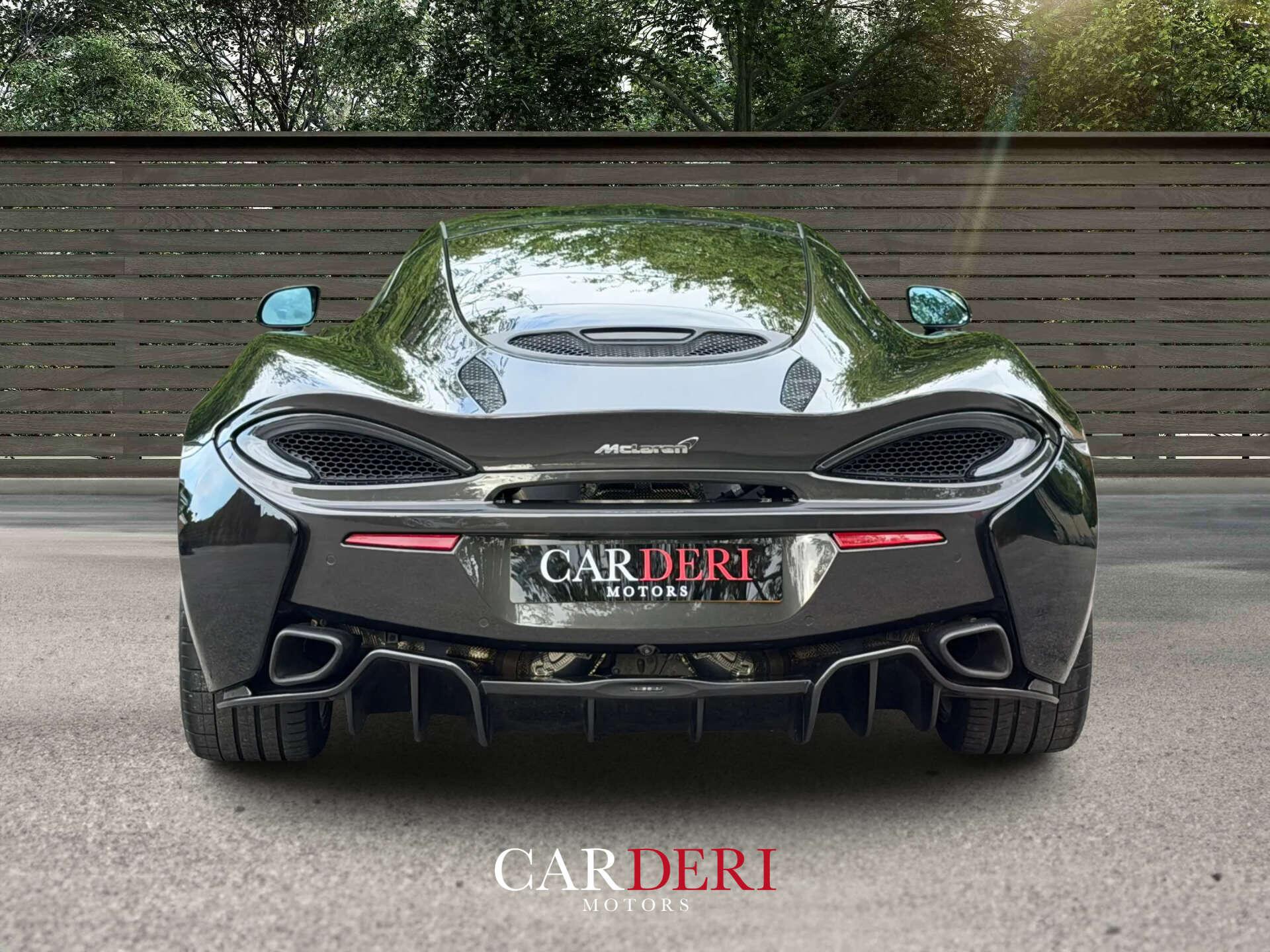 McLaren 570GT view 23