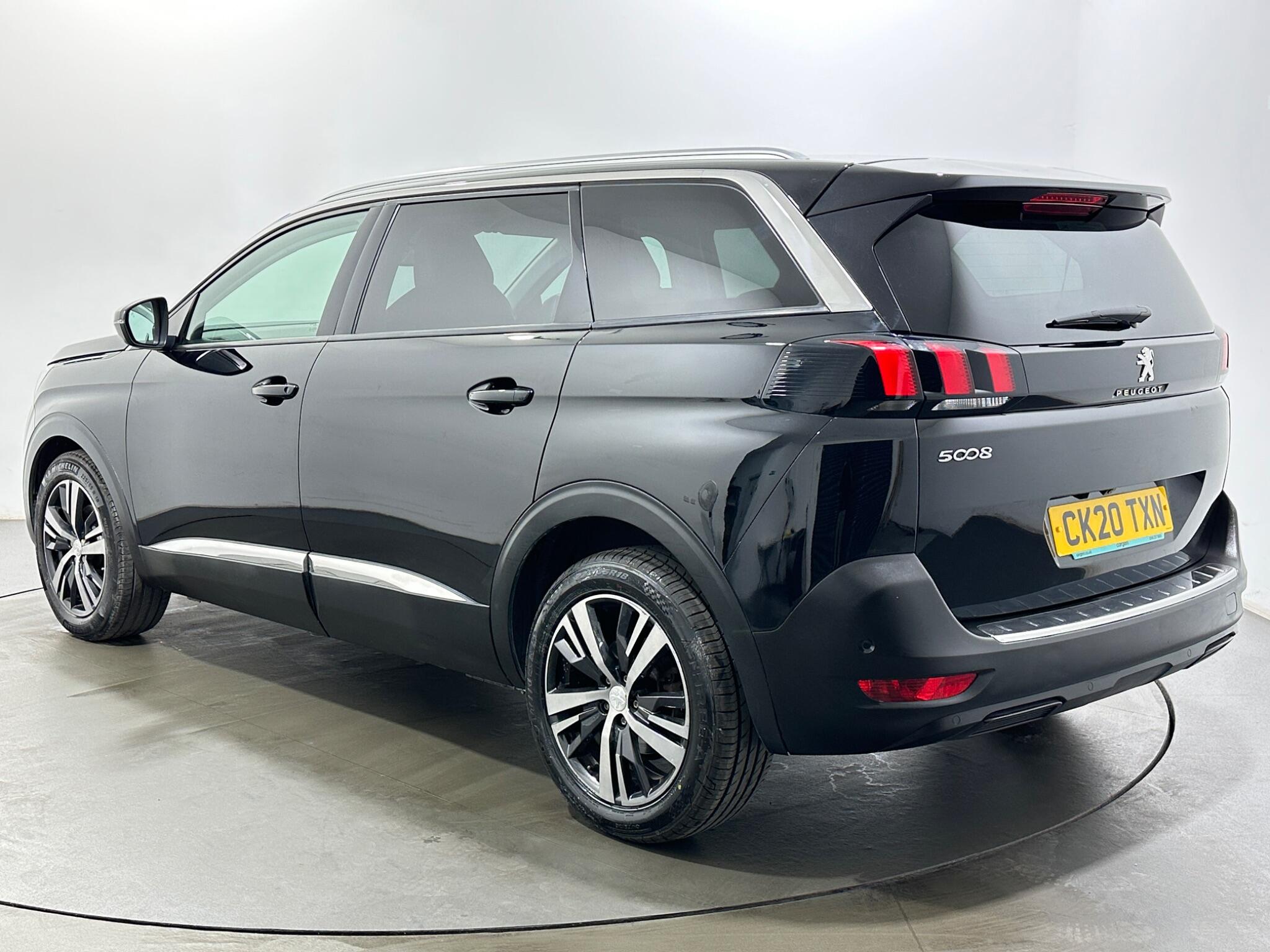 Peugeot 5008 view 6