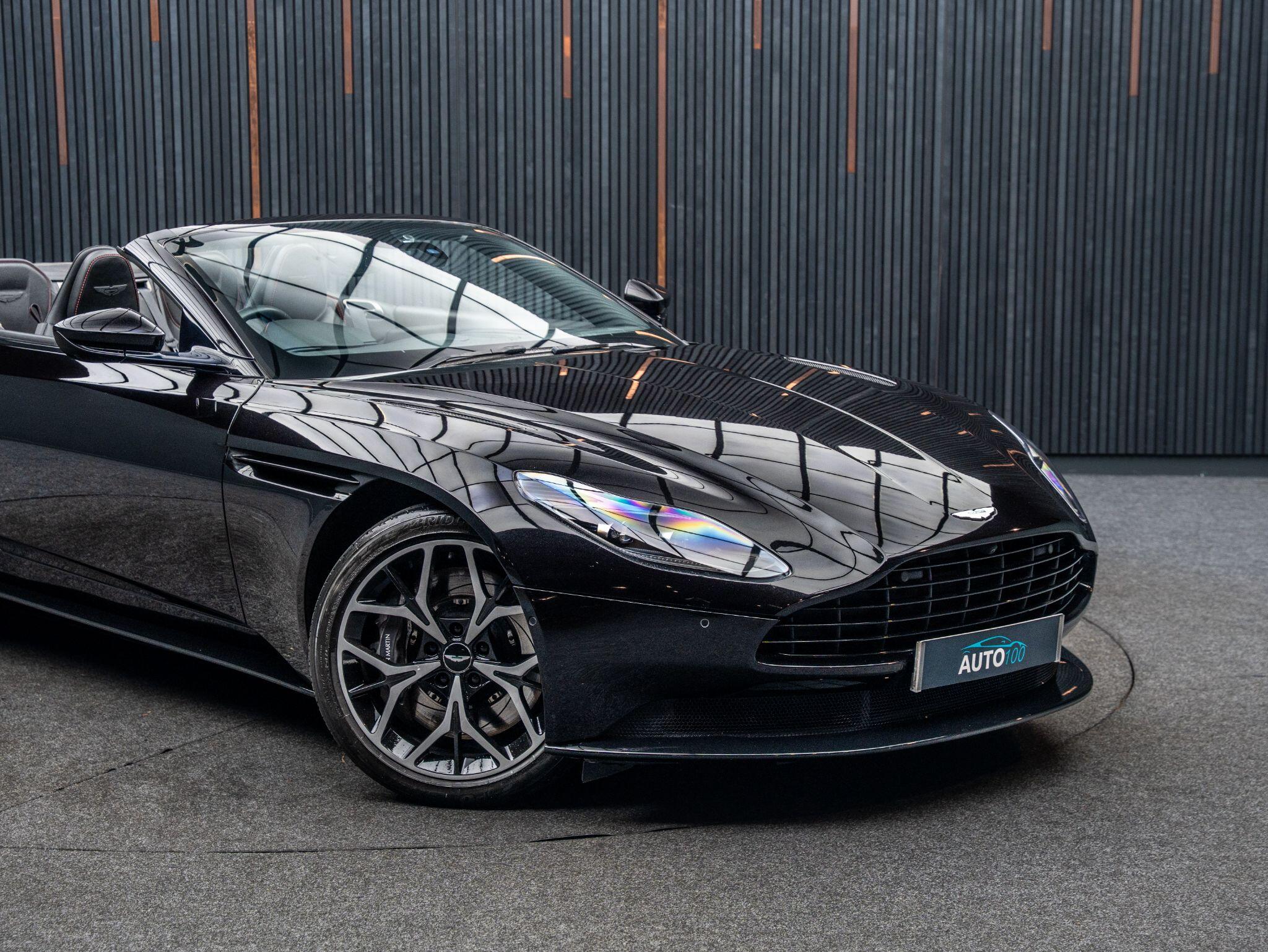 Aston Martin DB11 view 11
