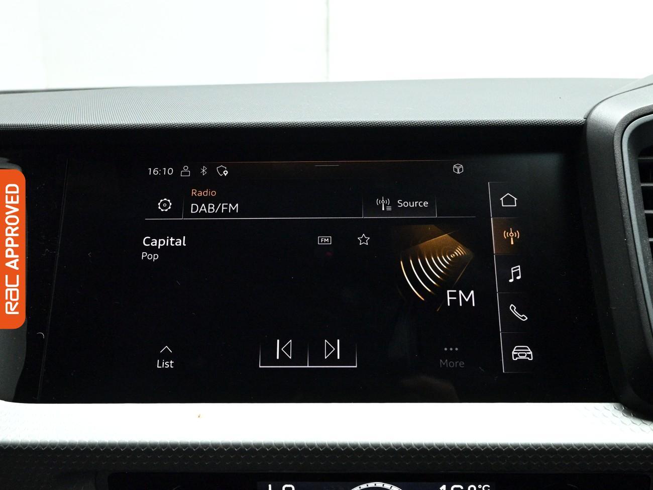 Audi A1 view 16